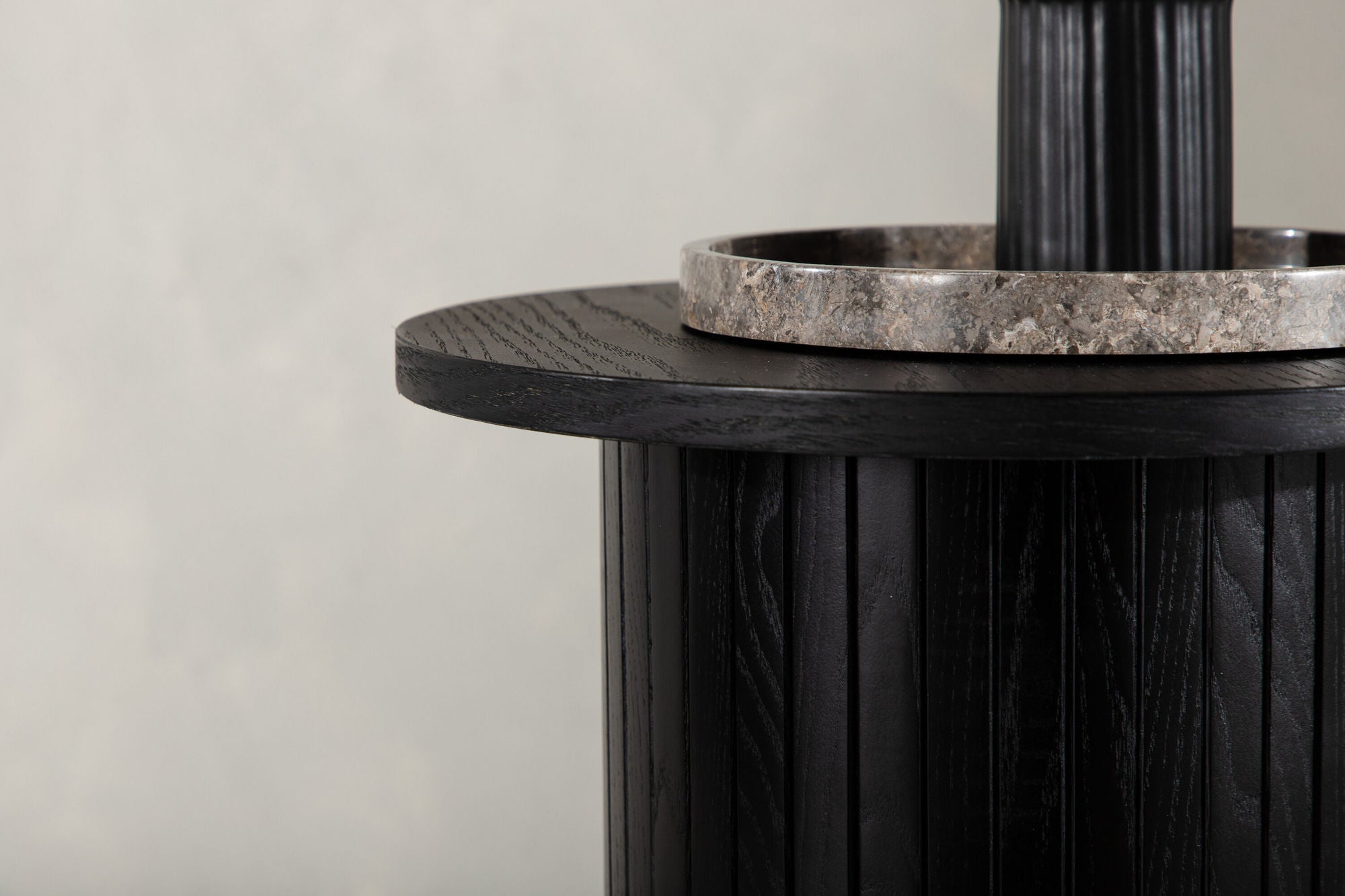 Venture Home Bianca Side bord - Black Veneer