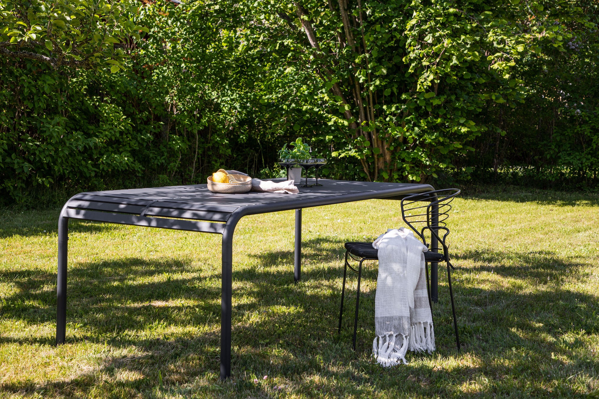 Venture Home Borneo Diningbord Aluminium - Black / Rectangular 100*200*