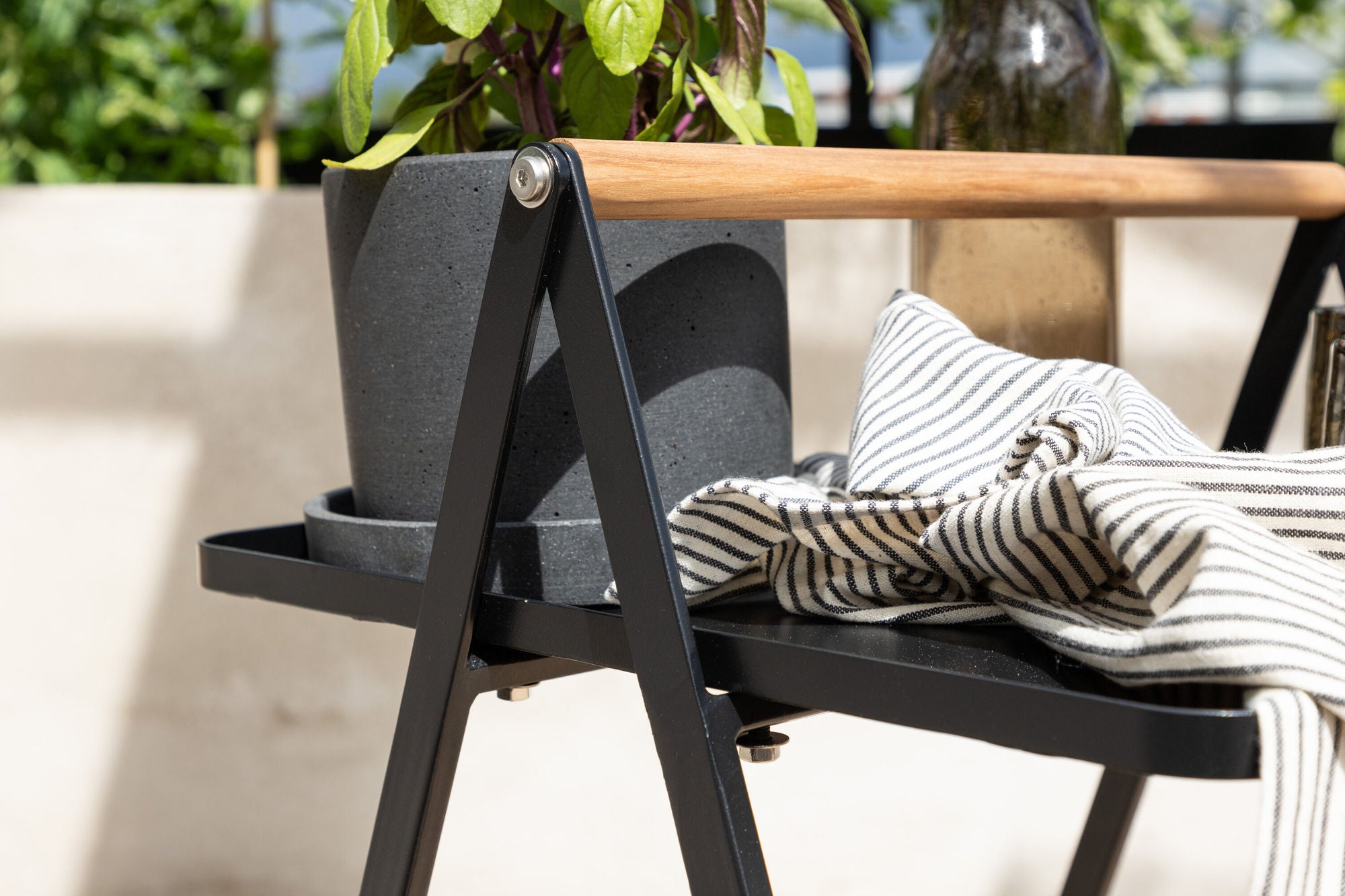 Venture Home Clarin Sidebord Steel - Black / Rectangular 40*45*50