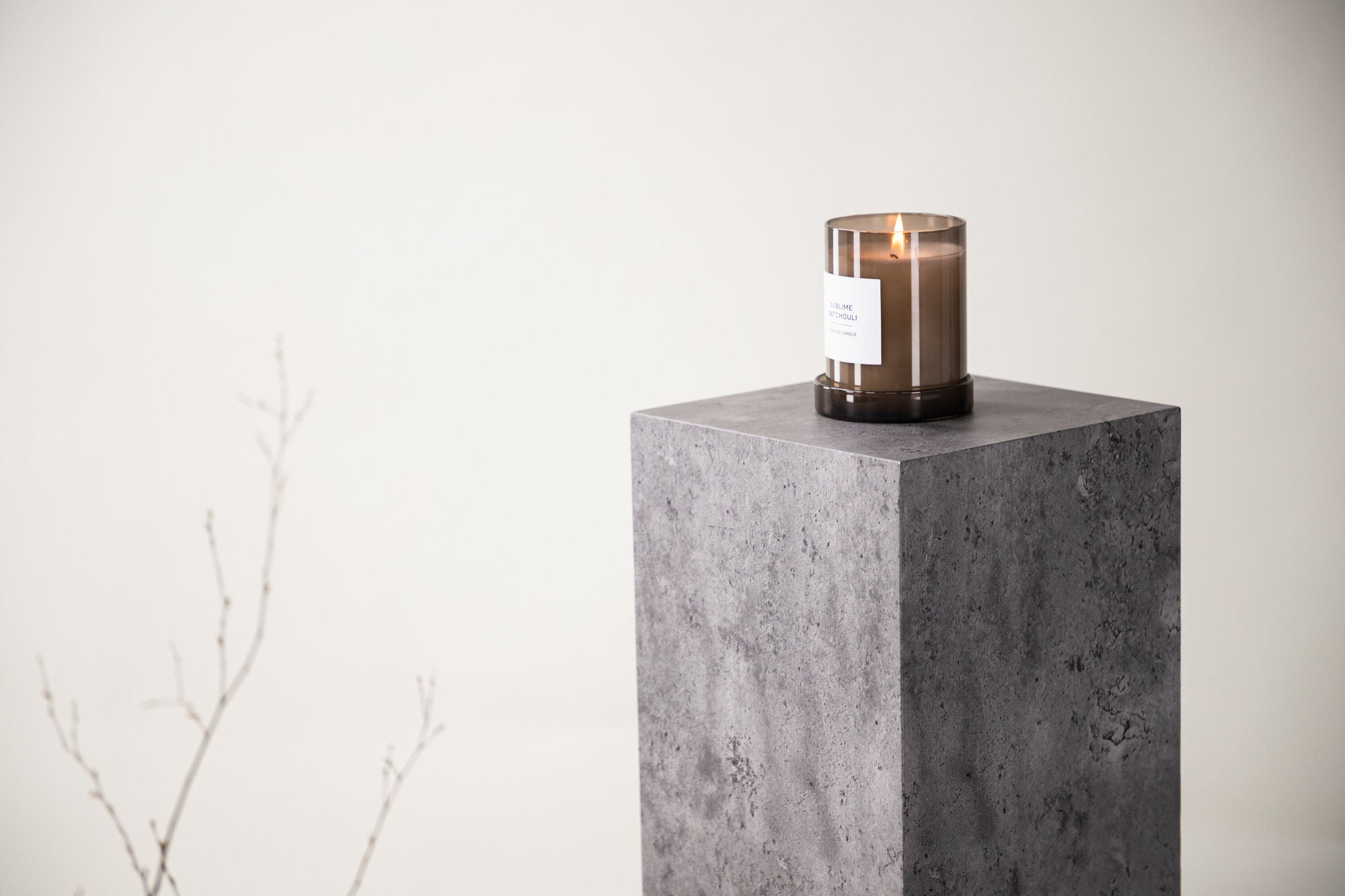 Vind Ramsvik - Tall skab - Stone / Stonelook Wood