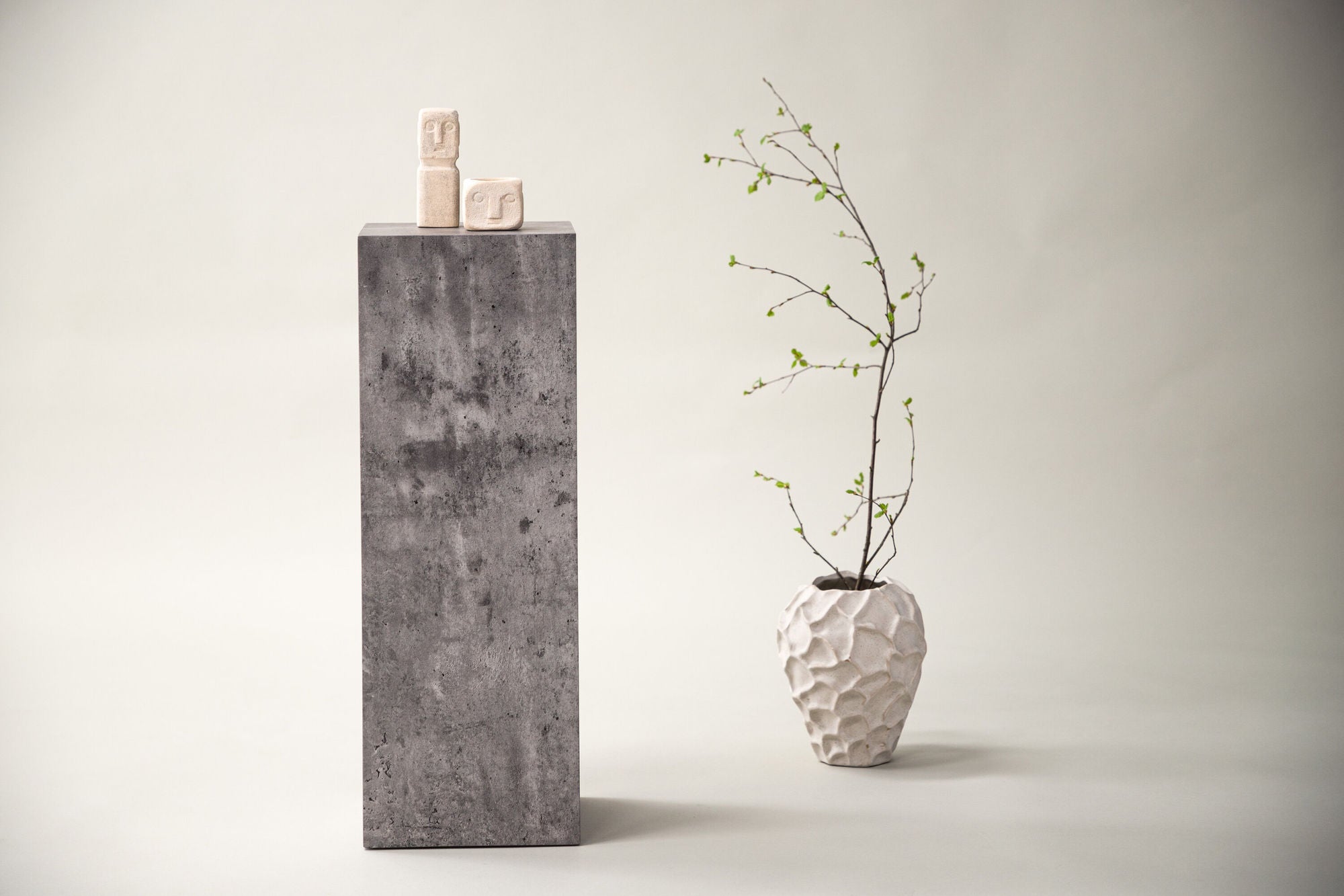 Vind Ramsvik - Low skab - Stone / Stonelook Wood
