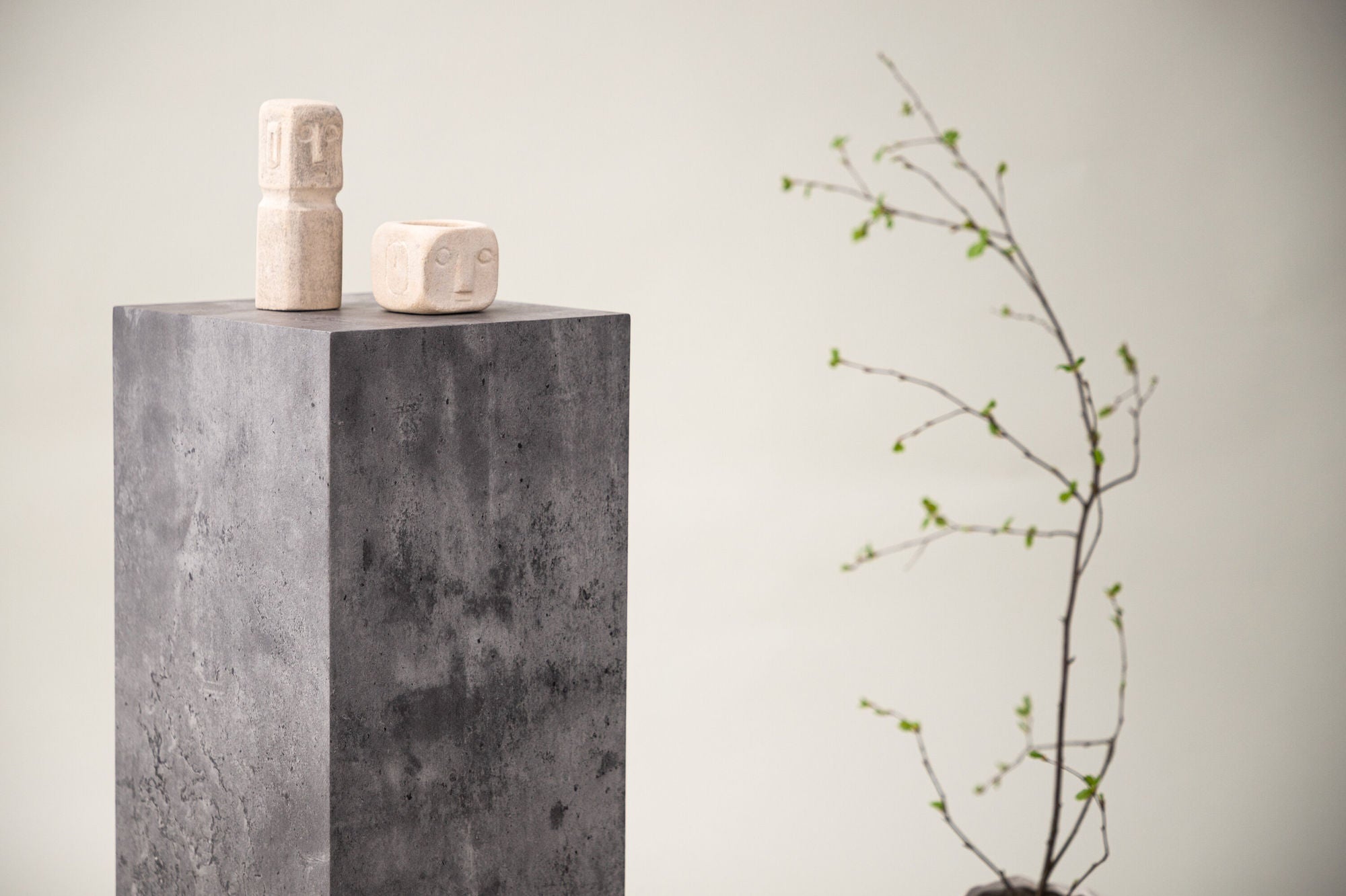 Vind Ramsvik - Low skab - Stone / Stonelook Wood