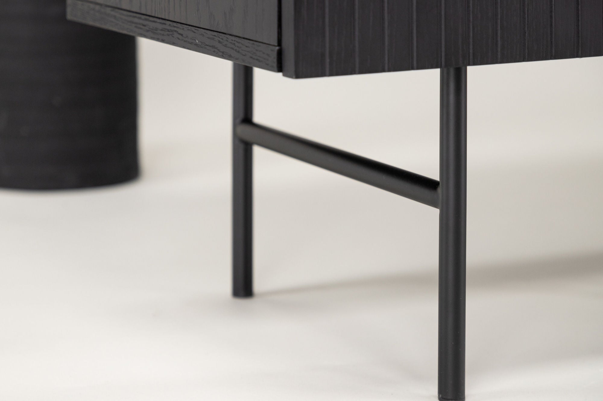 Vind Björkön Low Skænk skab - Black / Oak/faneer