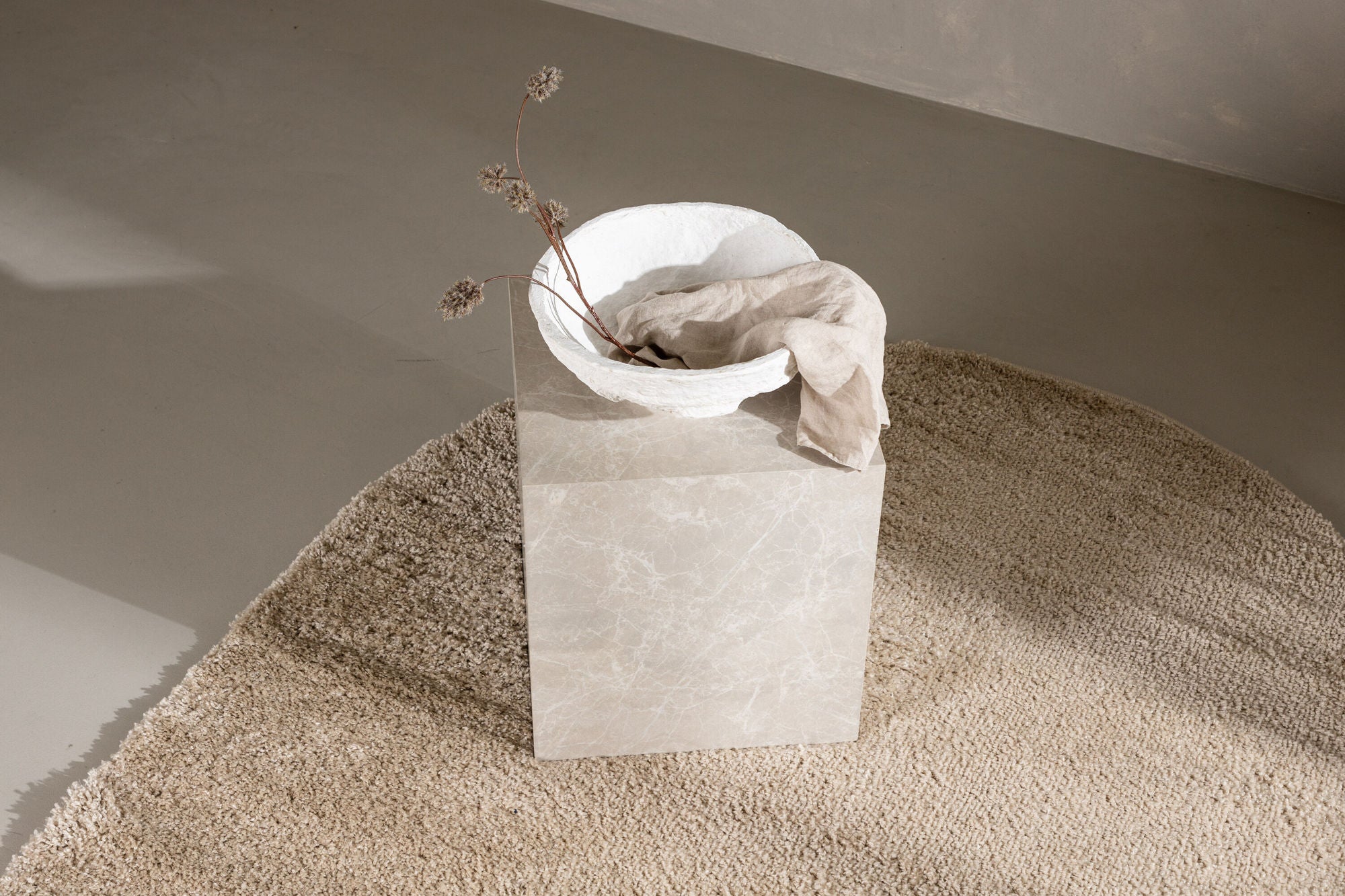 Venture Home Walter Pluto - 340*240- -Oval-Beige