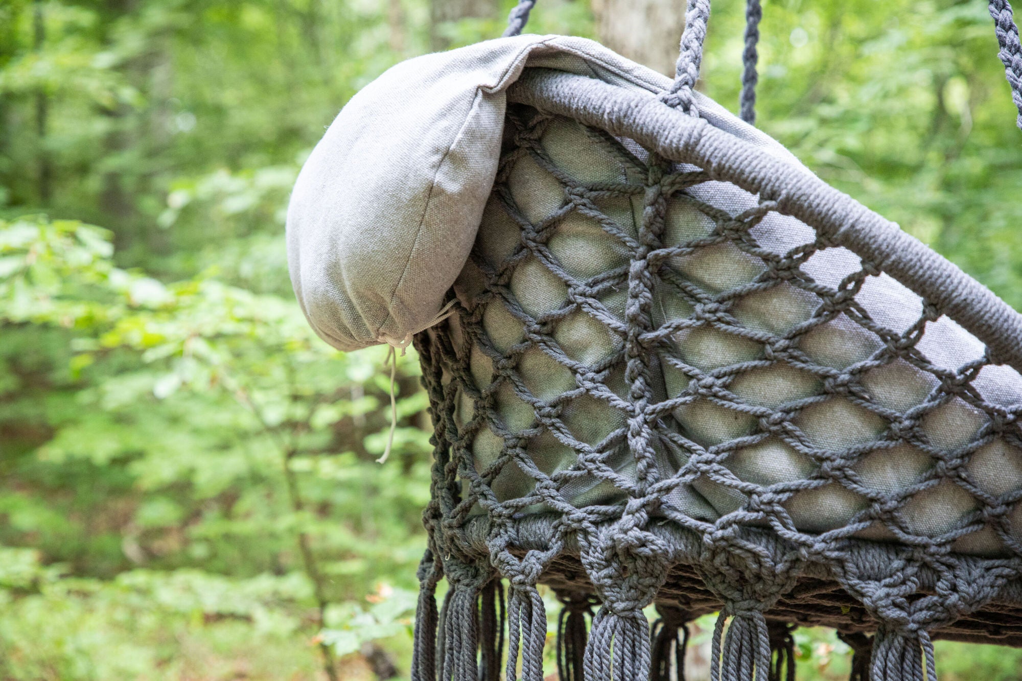 Venture Home Hamtic Swing Steel/Fabric - Grey / w pillows