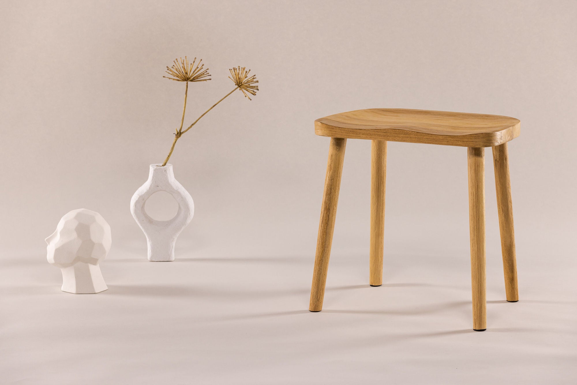 Vind Orust Pouf - Whitewash / Wood