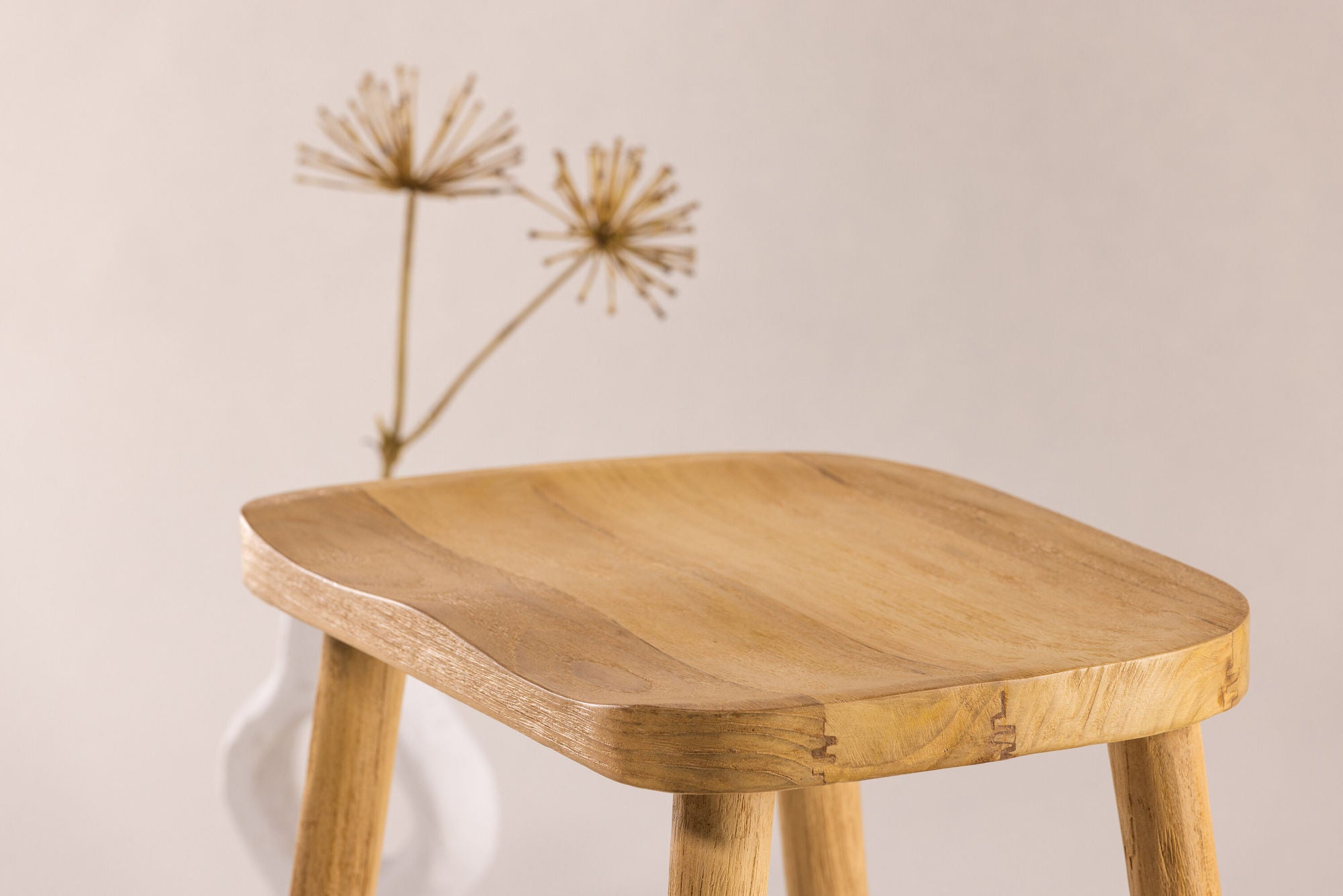 Vind Orust Pouf - Whitewash / Wood