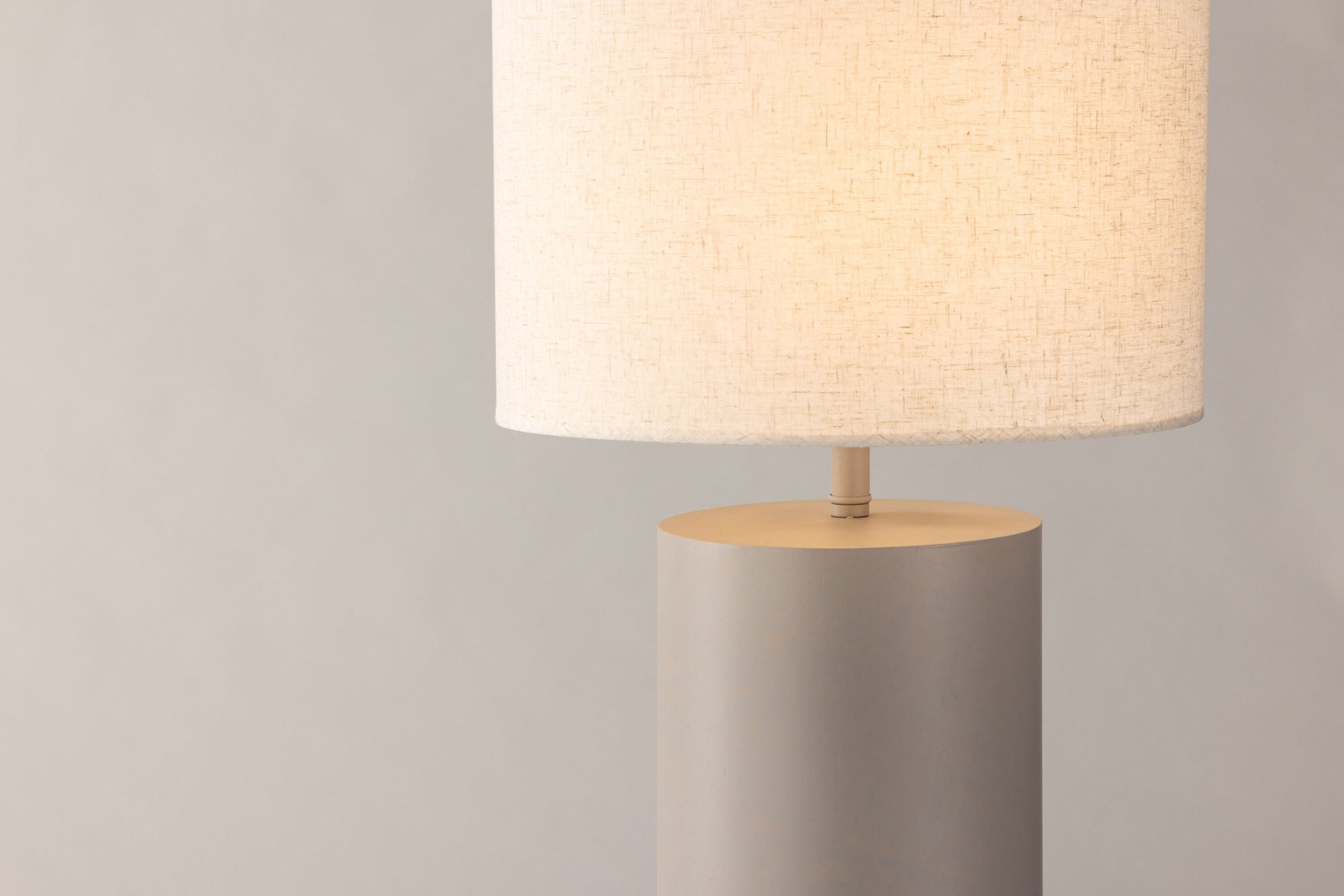 Vind Umeå x Josefin Lustig - Floor lampe - Grey / Grey Linen fabric
