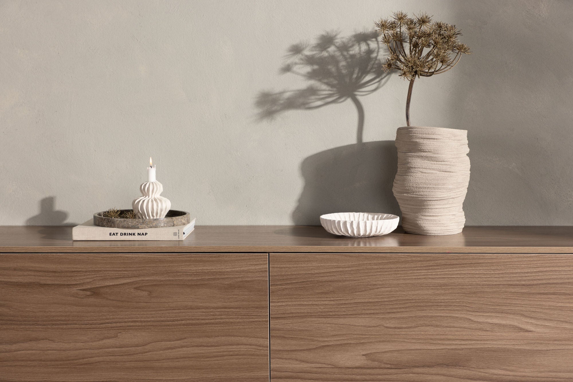 Venture Home Frihamn skab - Walnutlook / Walnutlook