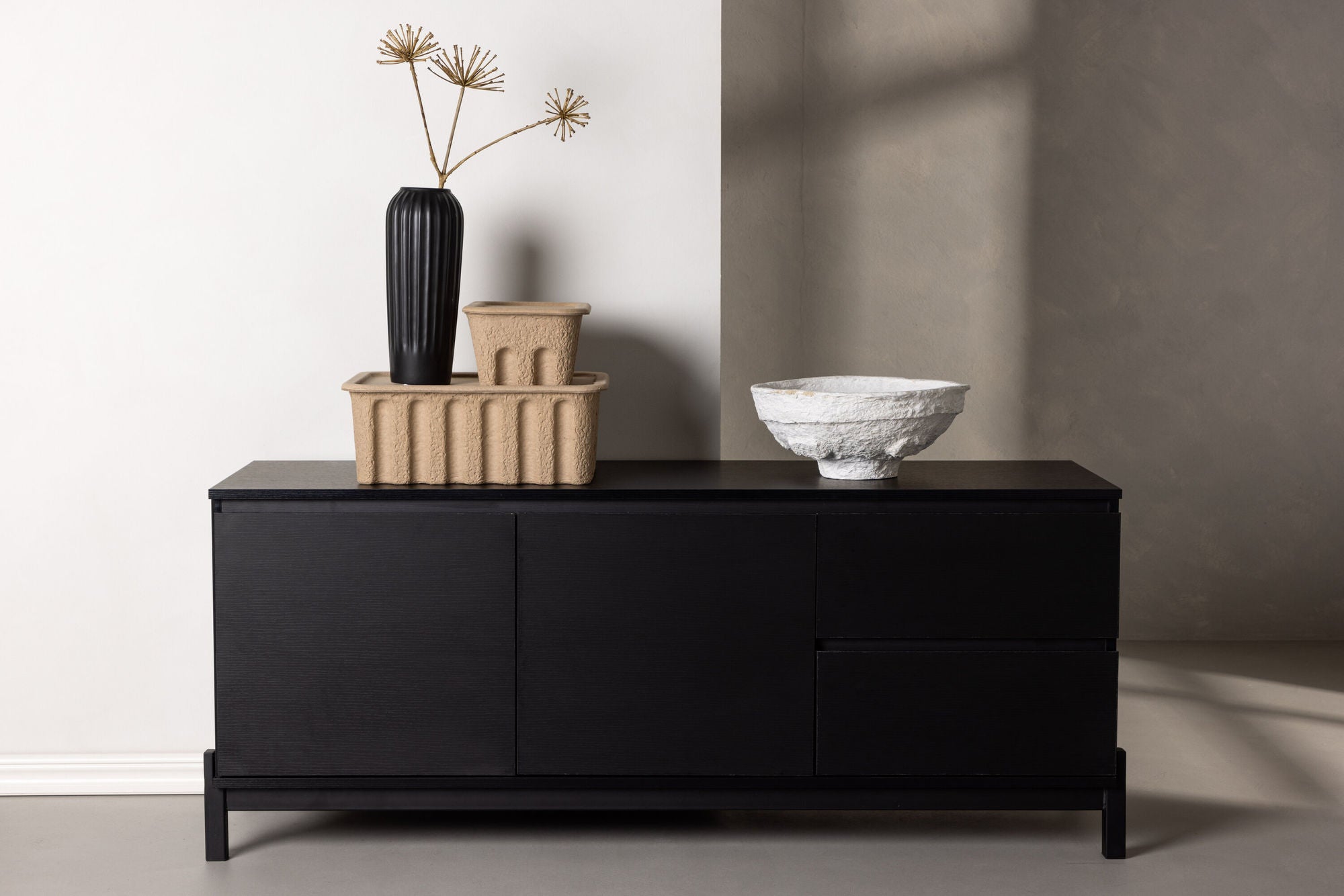 Venture Home Corpus skab - Black MDF