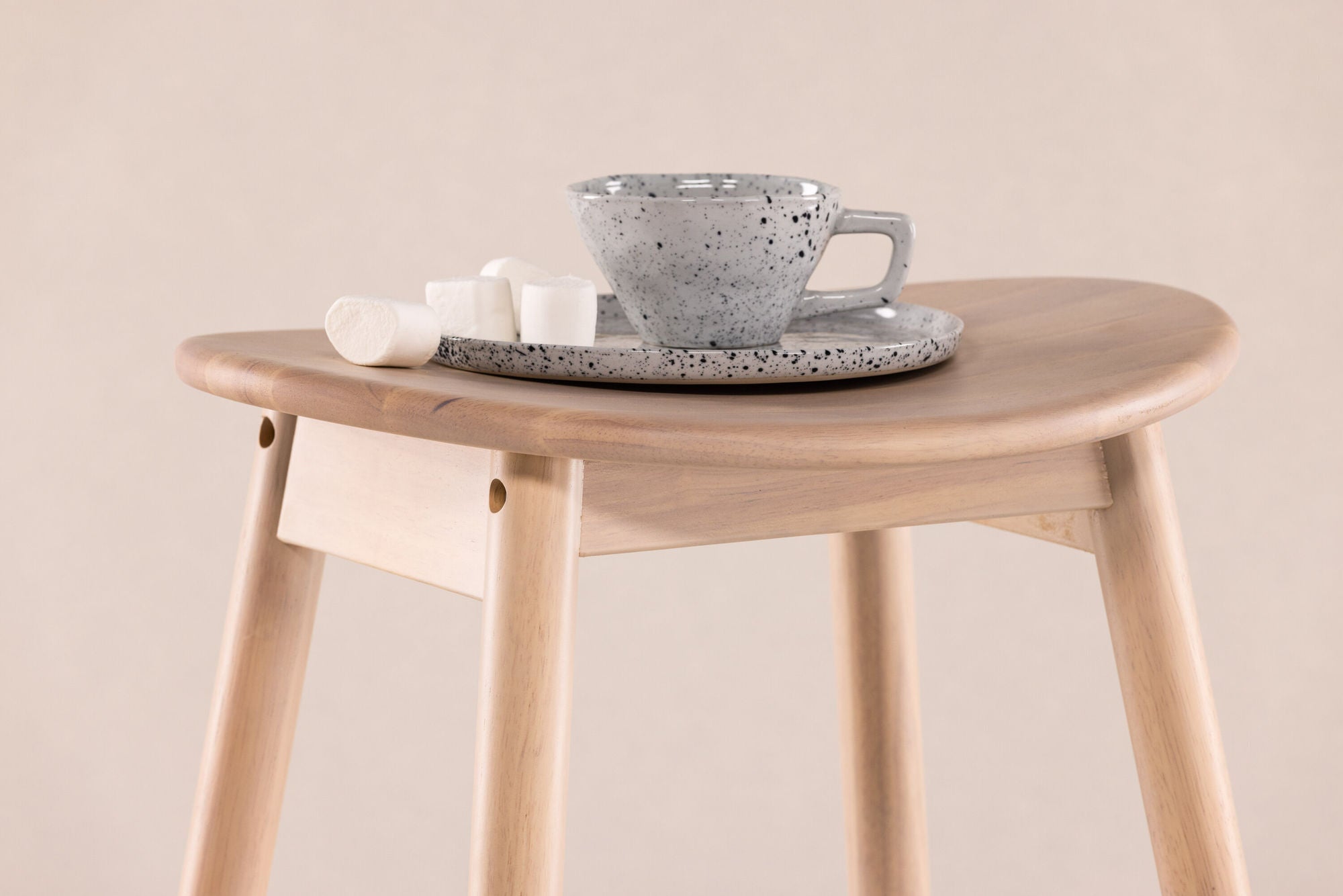 Vind Orust Bar stol - Whitewash / Wood