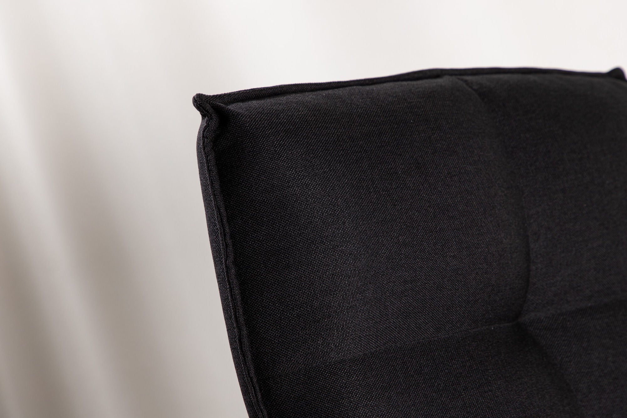 Venture Home Madison Single Sofa - Black / Black Linen