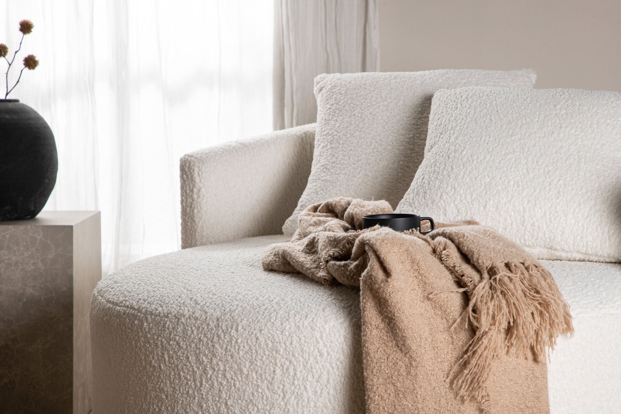 Venture Home Kelso Sofa - Wood / White Teddy