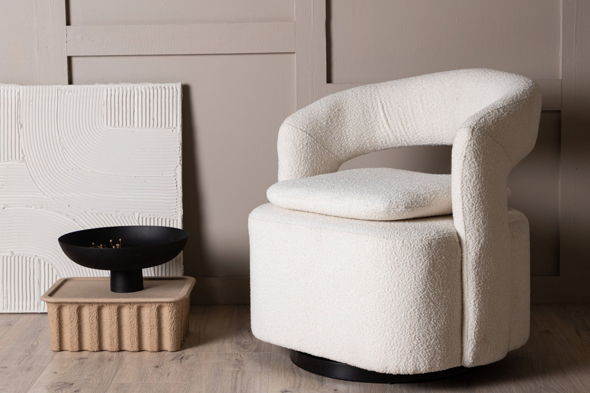 Venture Home Laurel Single Sofa - Black / White Boucle