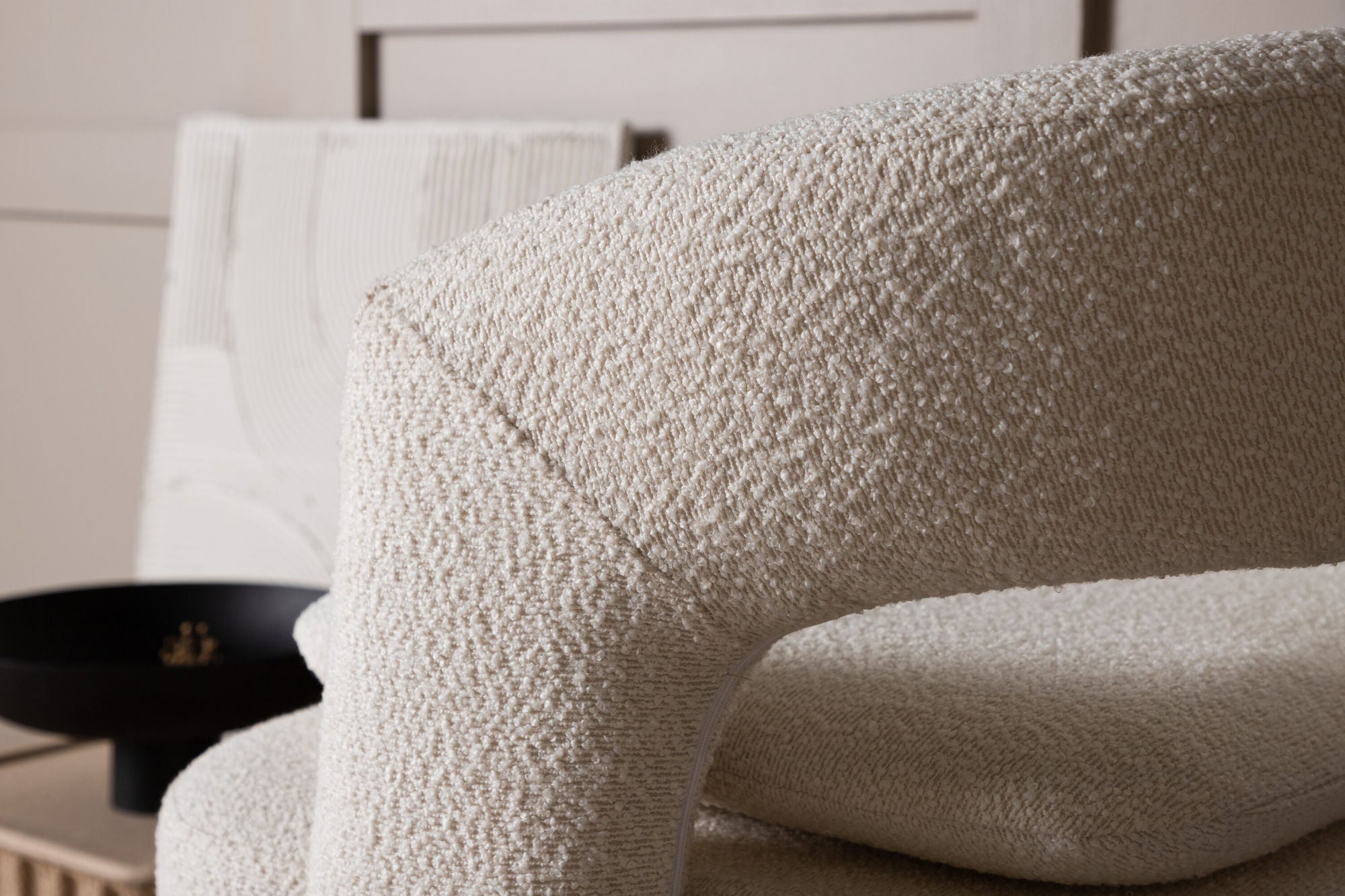 Venture Home Laurel Single Sofa - Black / White Boucle