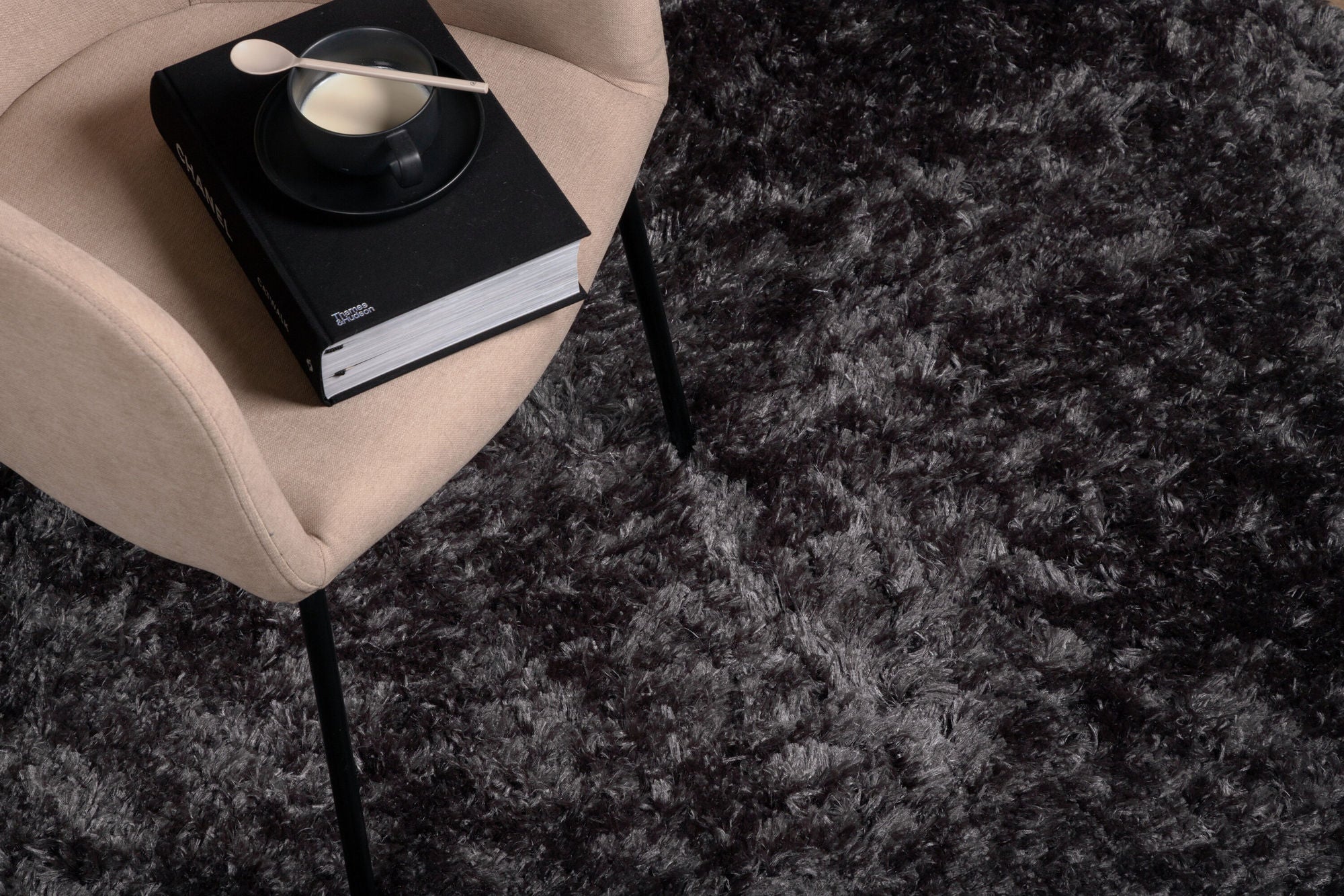Venture Home Natta Polyester Carpet - Dark Grey - ø200