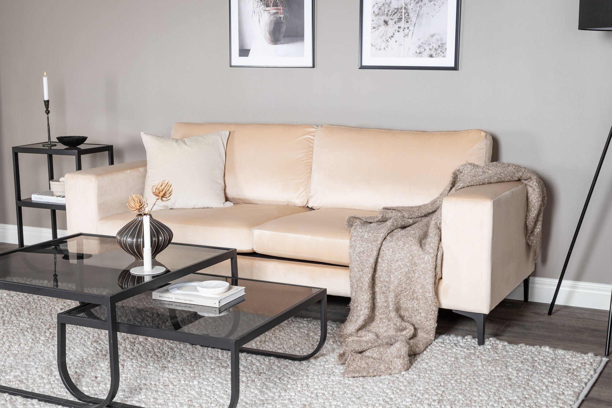 Venture Home Bolero Sofa - 3-seater - Beige Velvet - Black Legs