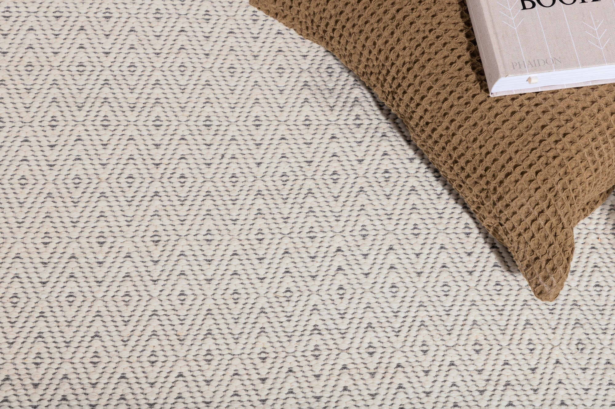 Venture Home Julana Wool Carpet - 200*300 - Beige