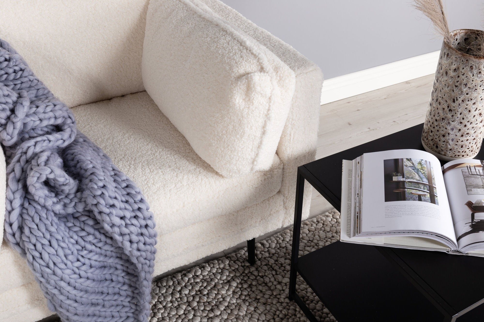 Venture Home Boom Single stol - Teddy Fabric White