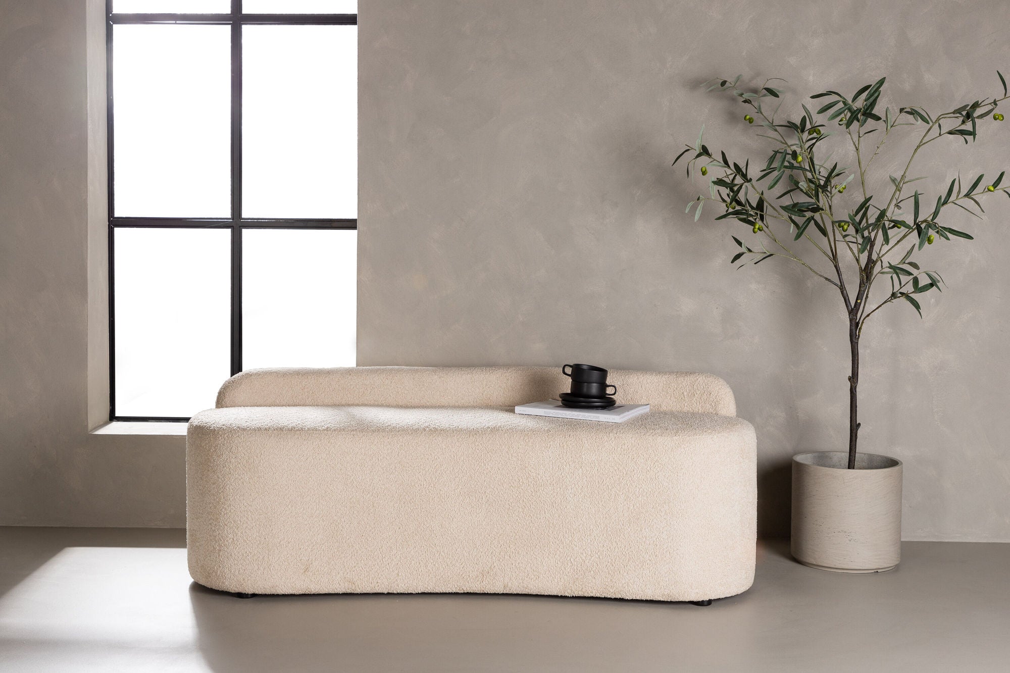Venture Home Pocatello Sofa - White / White Boucle