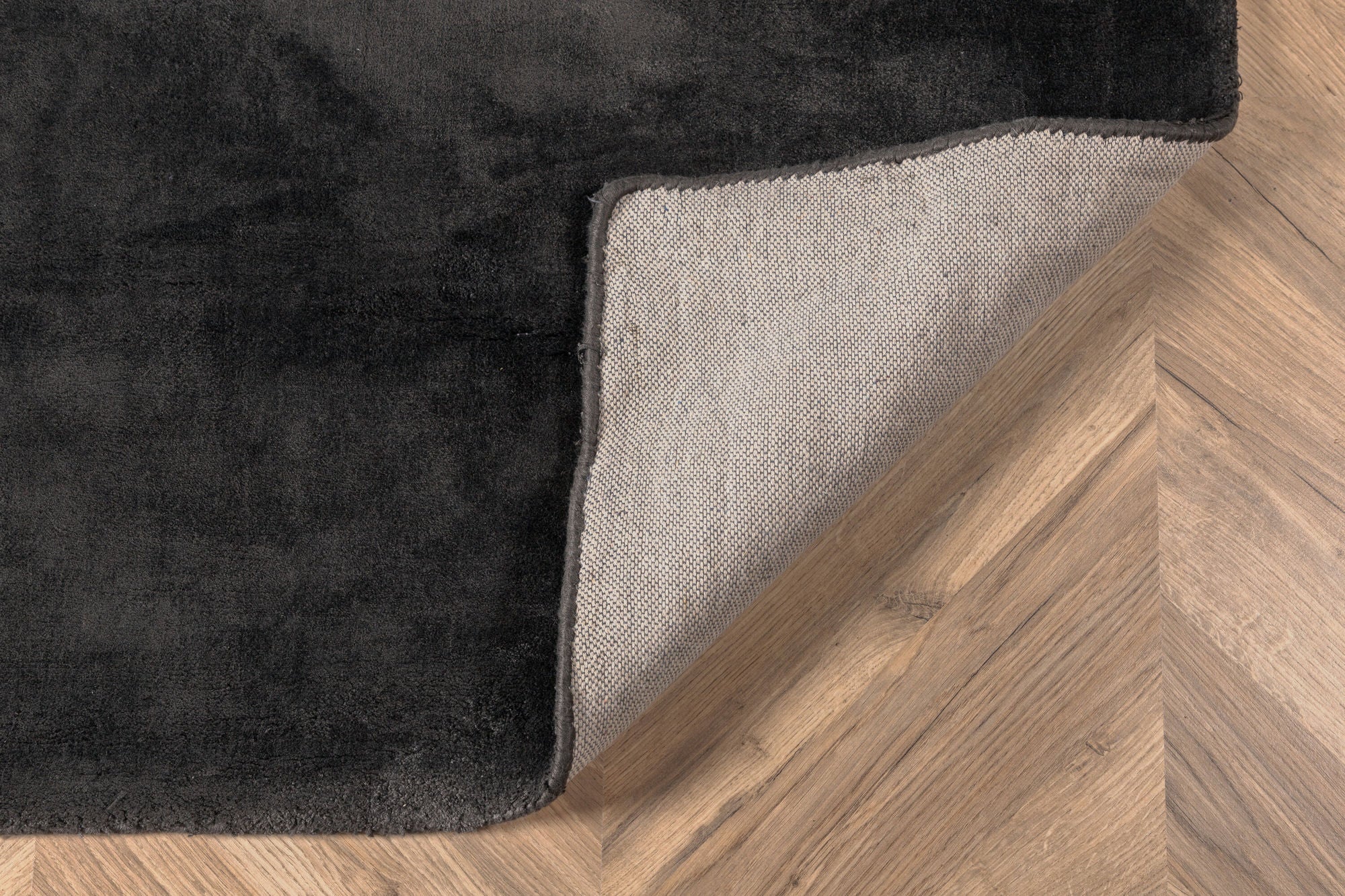 Venture Home Indra Viscose Carpet - 200*300cm - Dark Grey