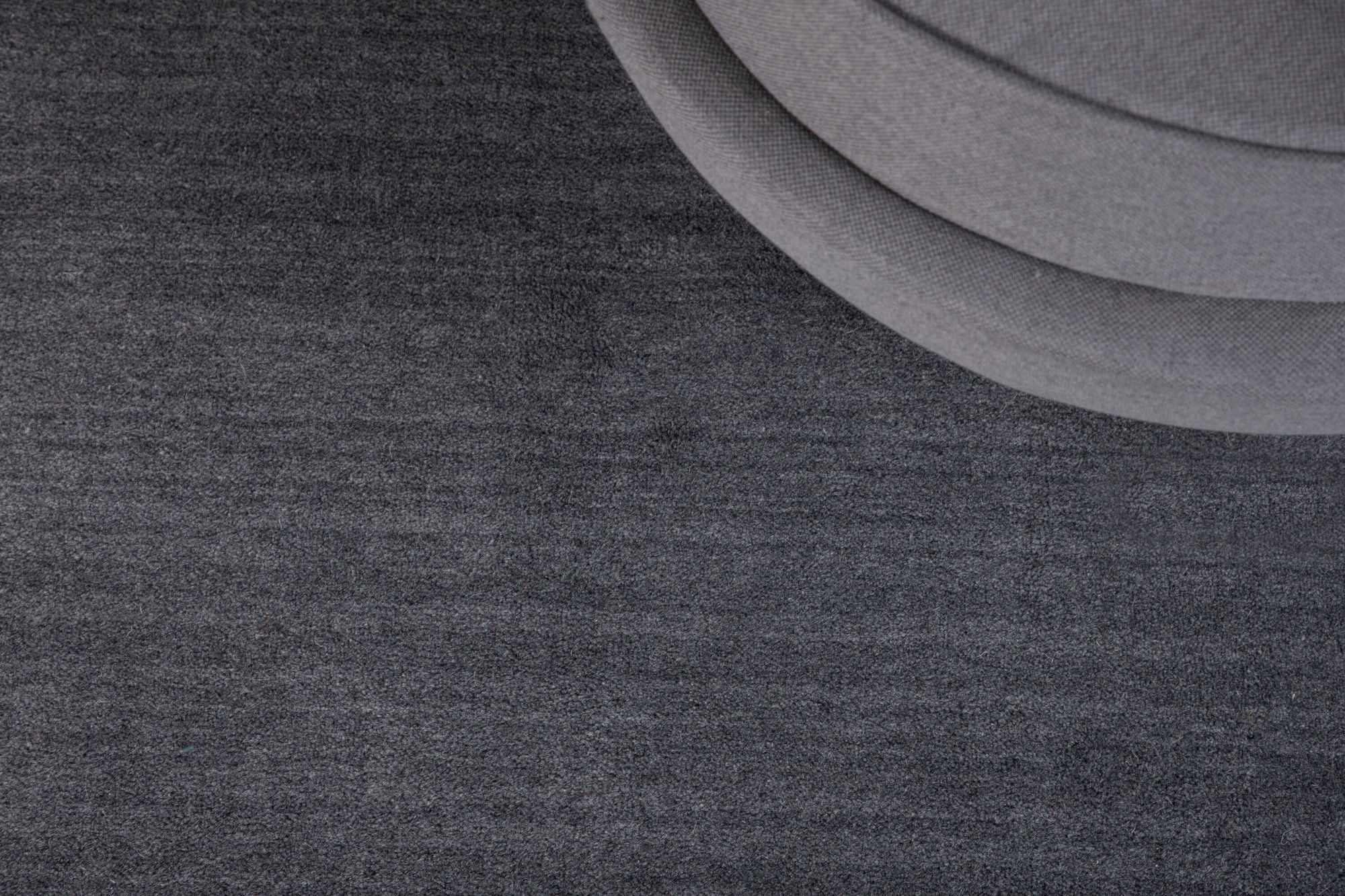 Venture Home Ulla - Wool / Polyester Carpet - Dark Grey - L250*B350