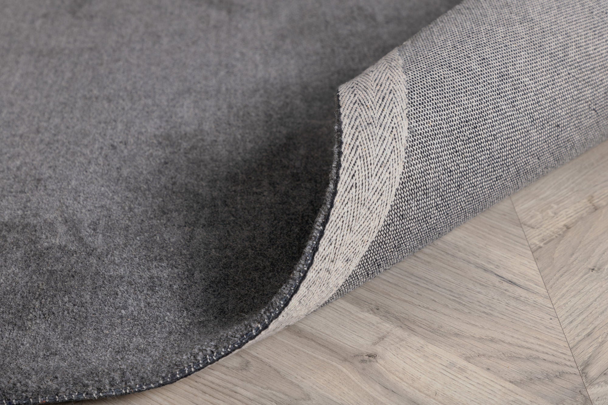 Venture Home Ulla - Wool / Polyester Carpet - Grey - L250*B350