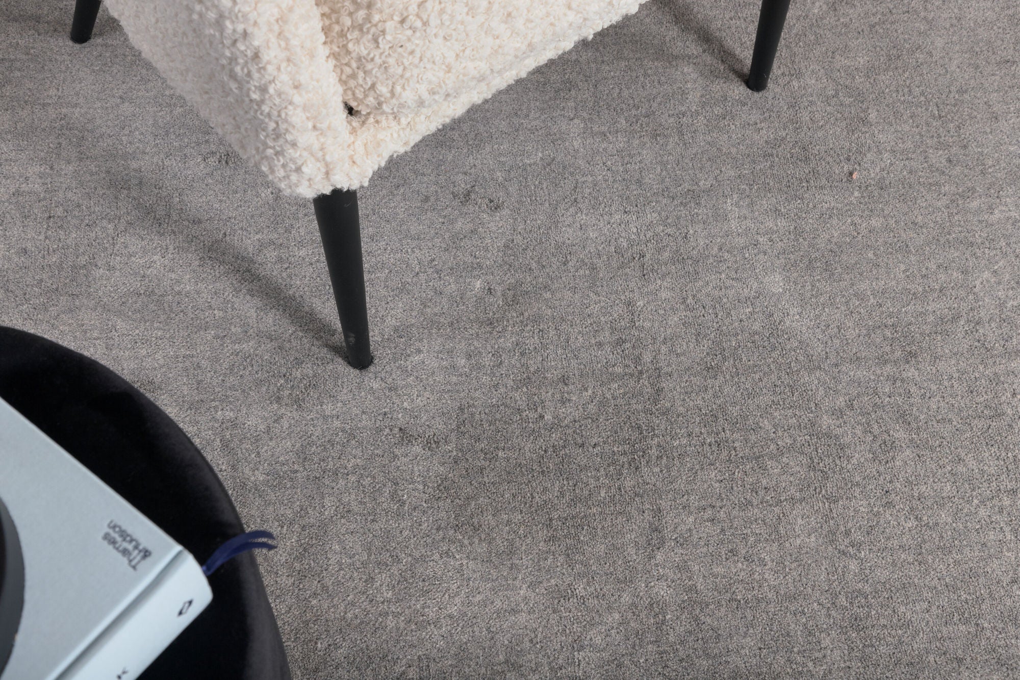 Venture Home Ulla - Wool / Polyester Carpet - Light Grey - L250*B350