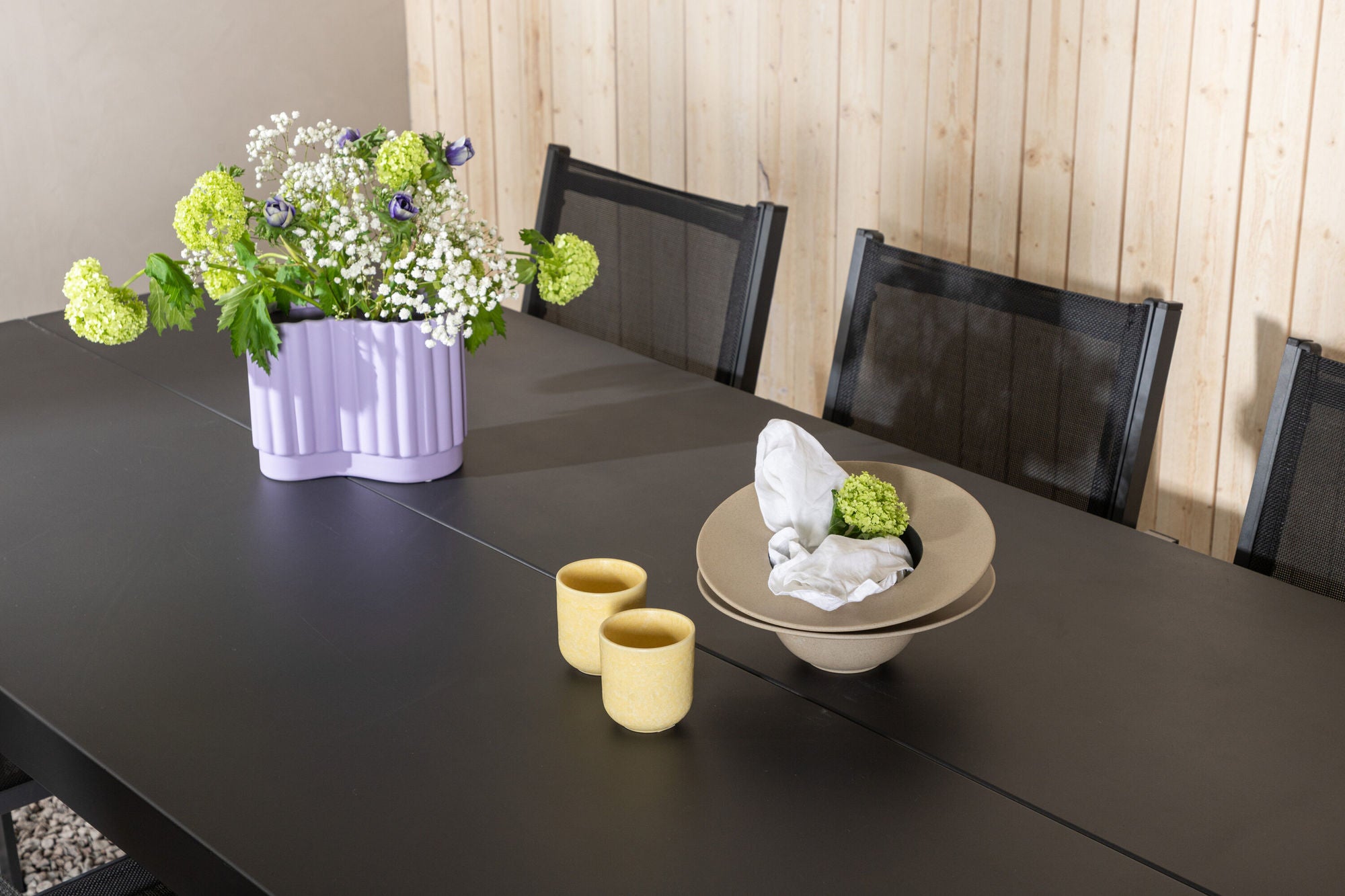 Venture Home Modena - spisebord- Black - Aluminium - 200*100cm _1+ Copacabana Stacking stol - Black/Black _6