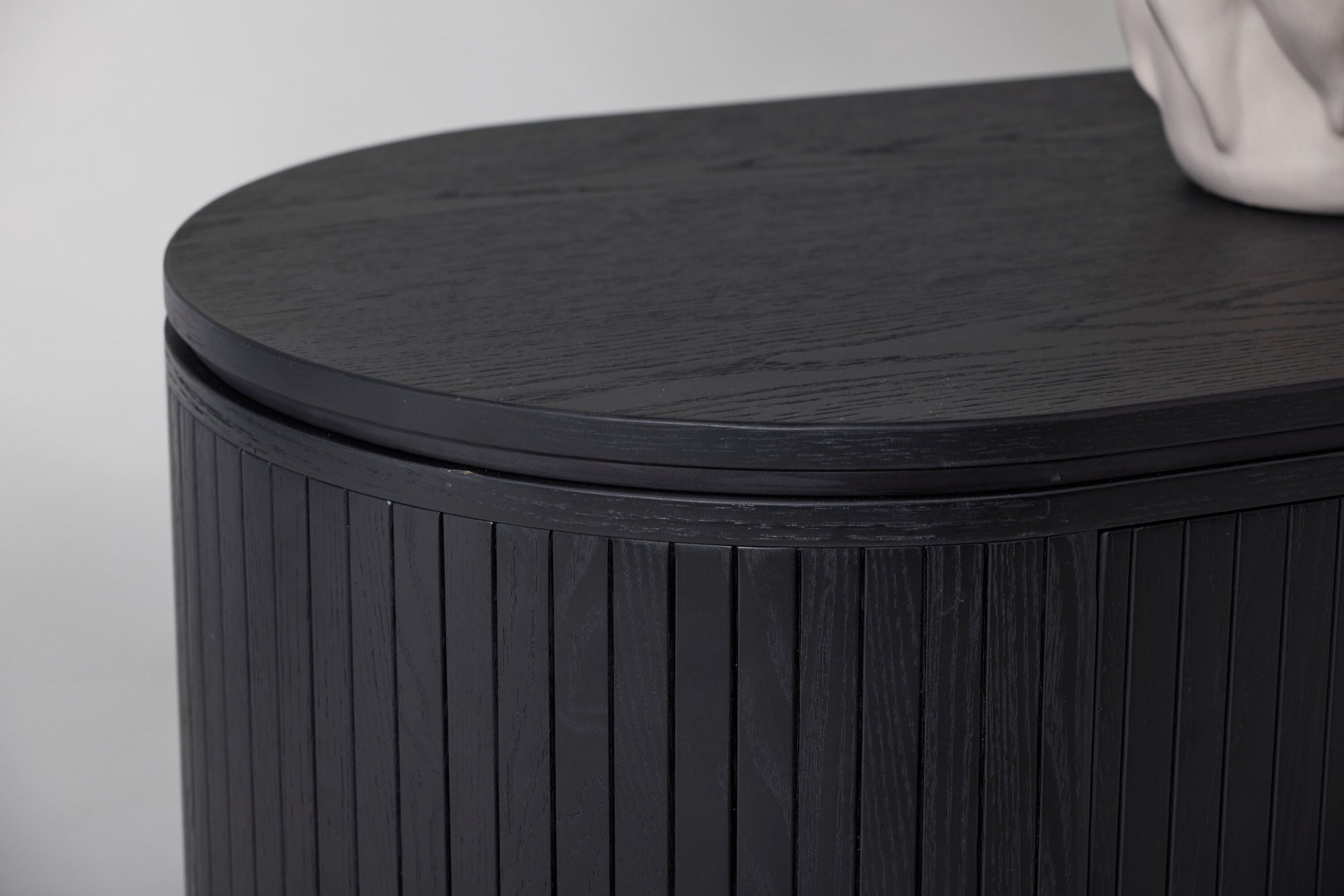 Vind Fjällbacka - Low skab - MDF Veneer / Black Oak/faneer