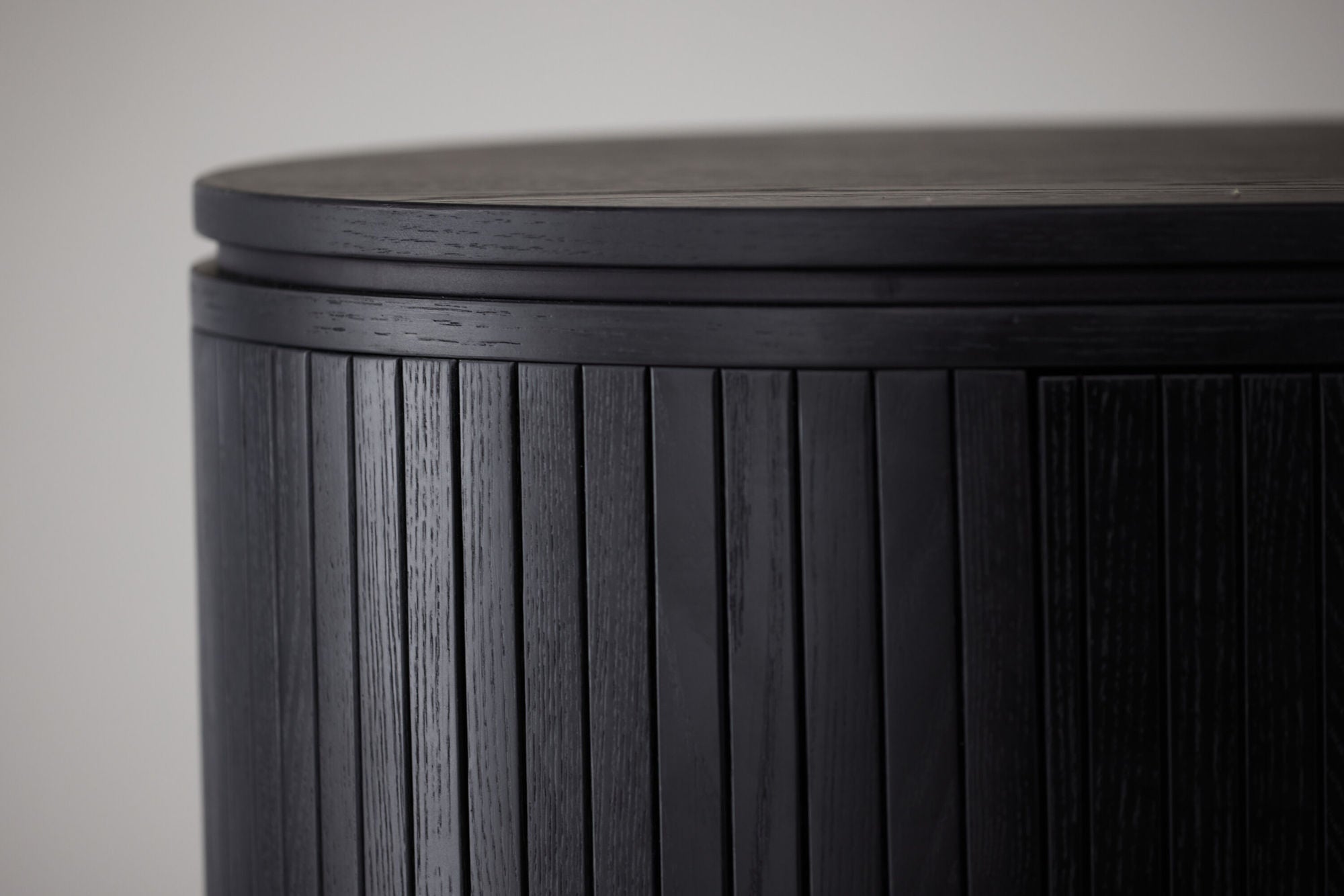 Vind Fjällbacka - High skab - MDF Veneer / Black Oak/faneer