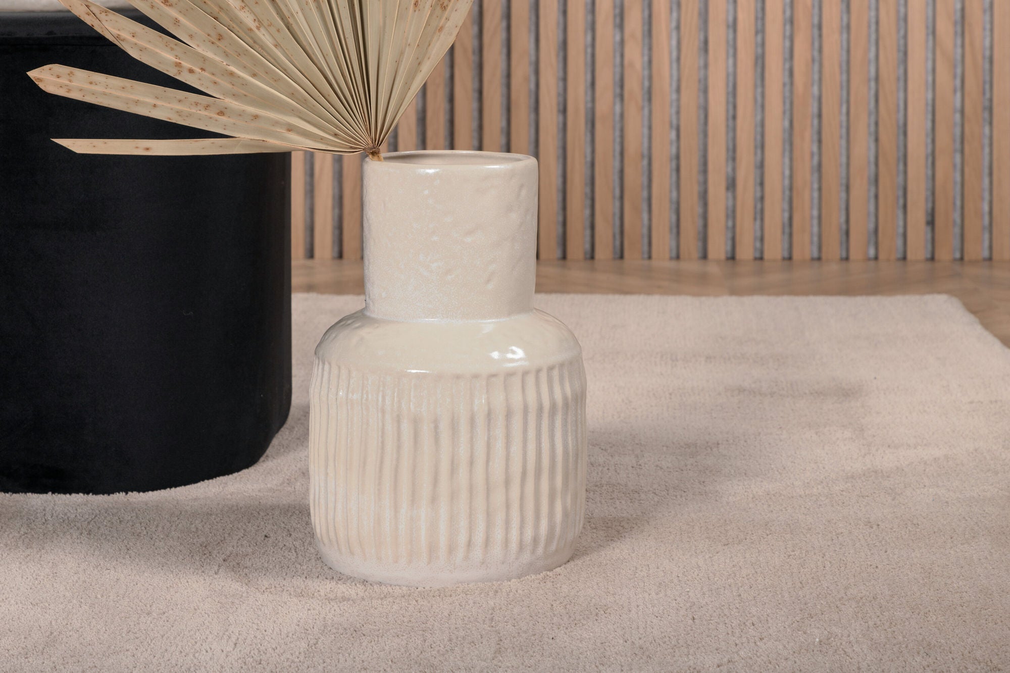 Venture Home Undra Viscose Carpet 250*350 Beige