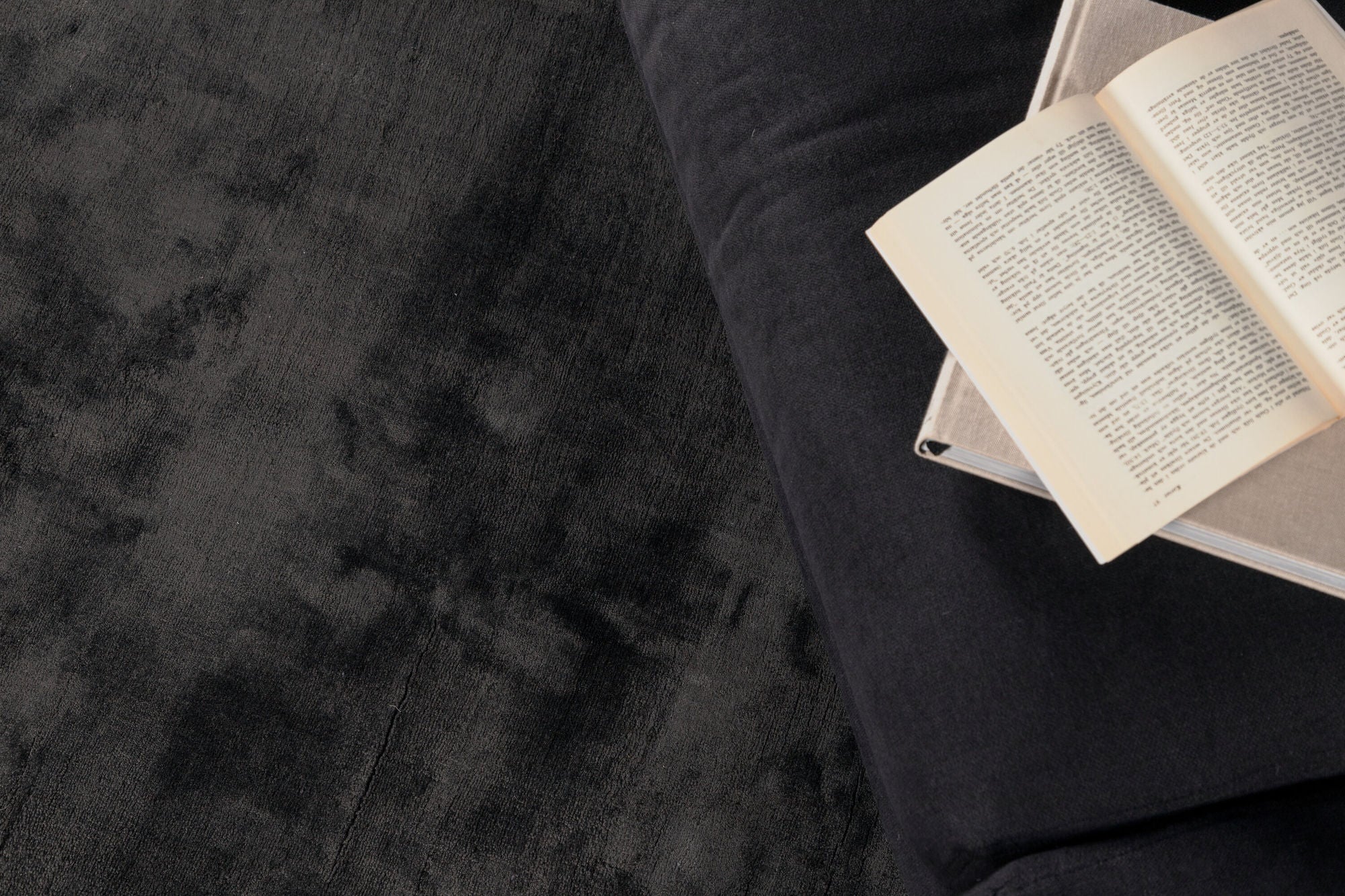 Venture Home Indra Viscose Carpet - 250*350cm - Dark Grey