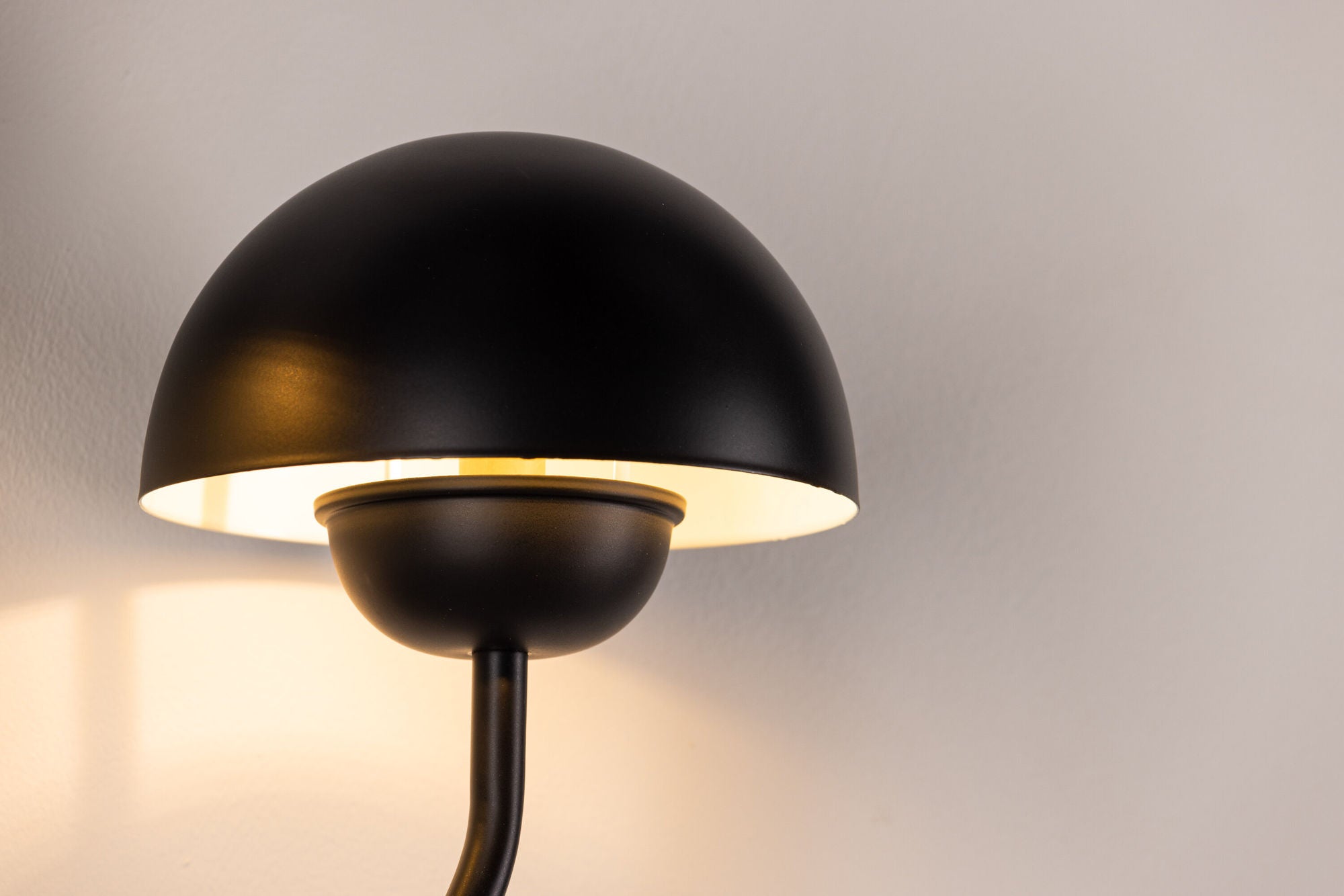 Vind Lyckorna Wall lampe - / Black Metal