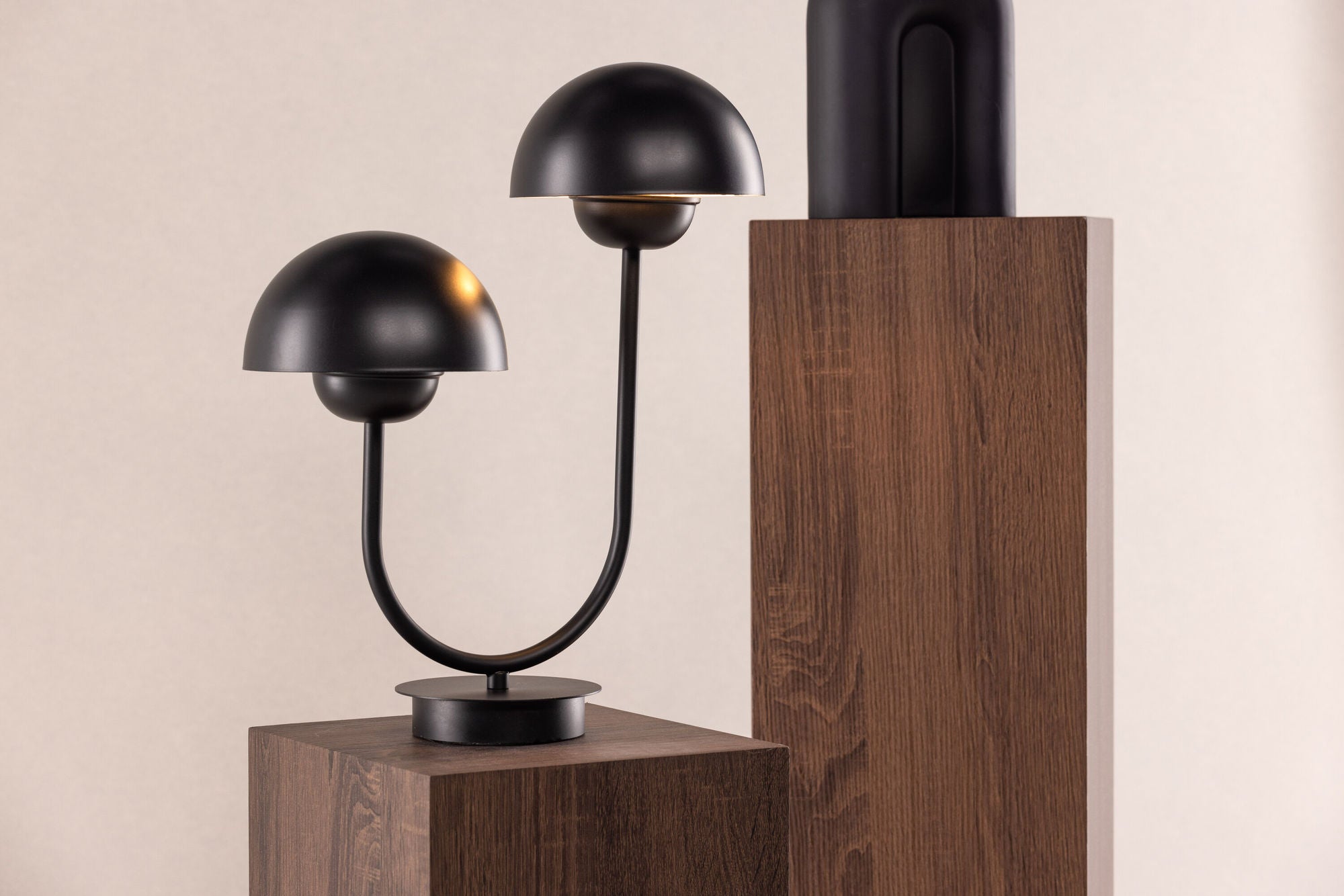 Vind Lyckorna bord lampe - / Black Metal