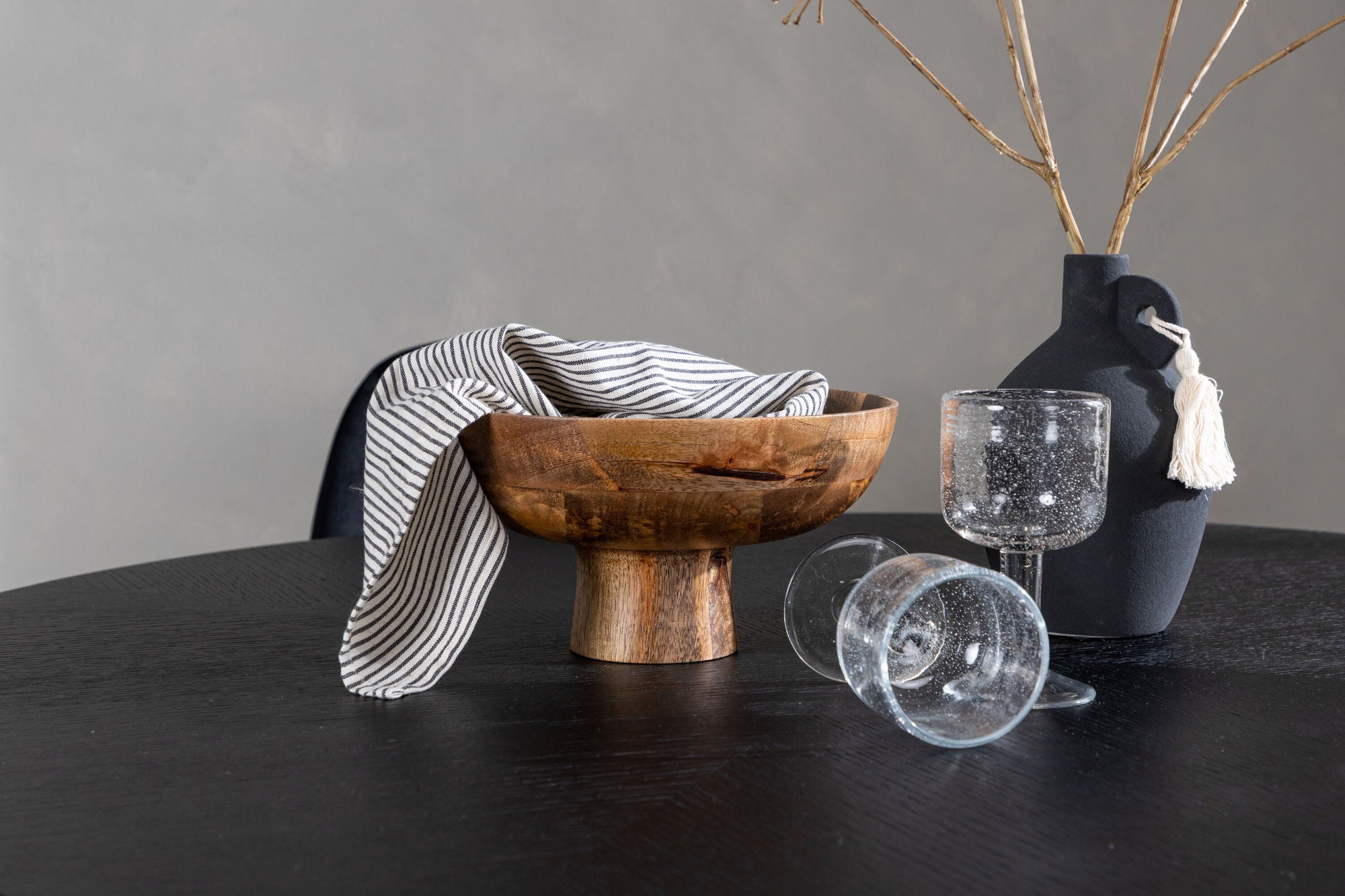 Venture Home Copenhagen spisebord - Black / Black Veneer +Polar Spisebordsstol - Black legs / Black Velvet _4
