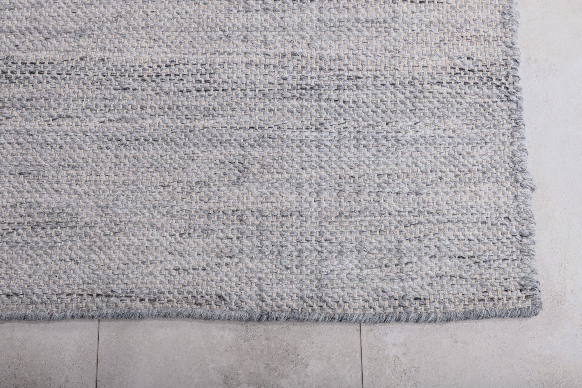 Venture Home Devi Carpet - 170*240cm - Silver