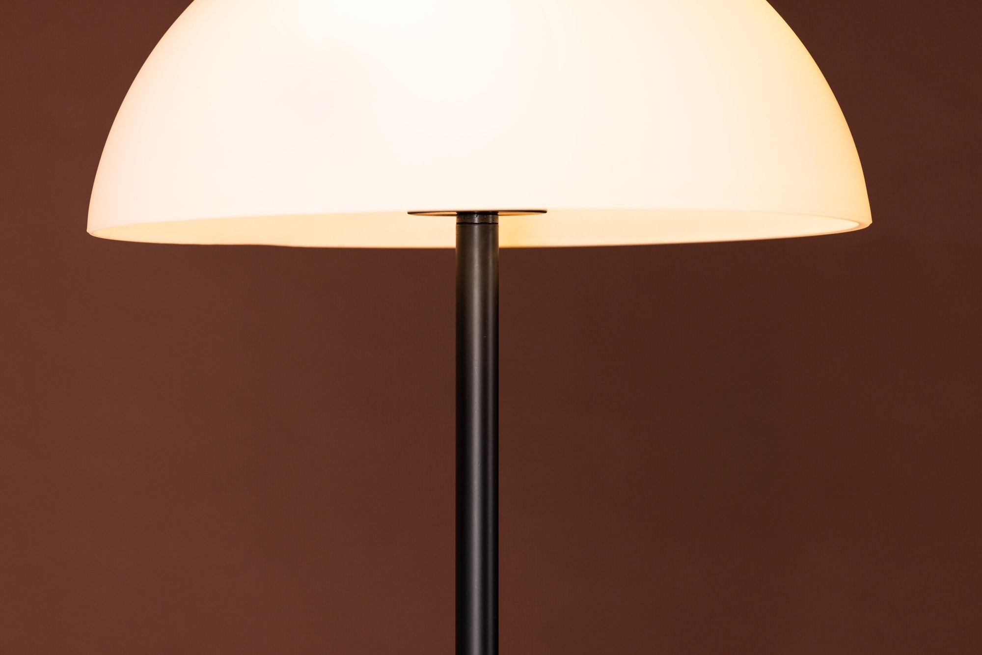 Venture Home Ferrand Floor lampe - Black / White glass