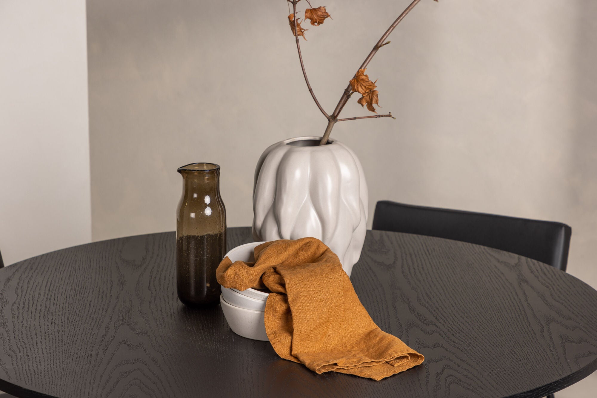 Venture Home OliviaDiningbord-Black/BlackVeneer+Kenthstol-Black/BlackPU_4