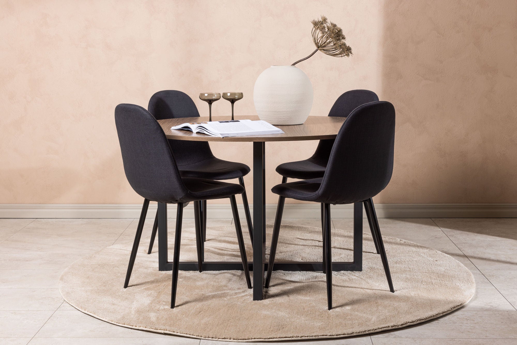 Venture Home Durango spisebord - Black / Walnut MDF +Polar Spisebordsstol - Black Legs - Black Fabric _4
