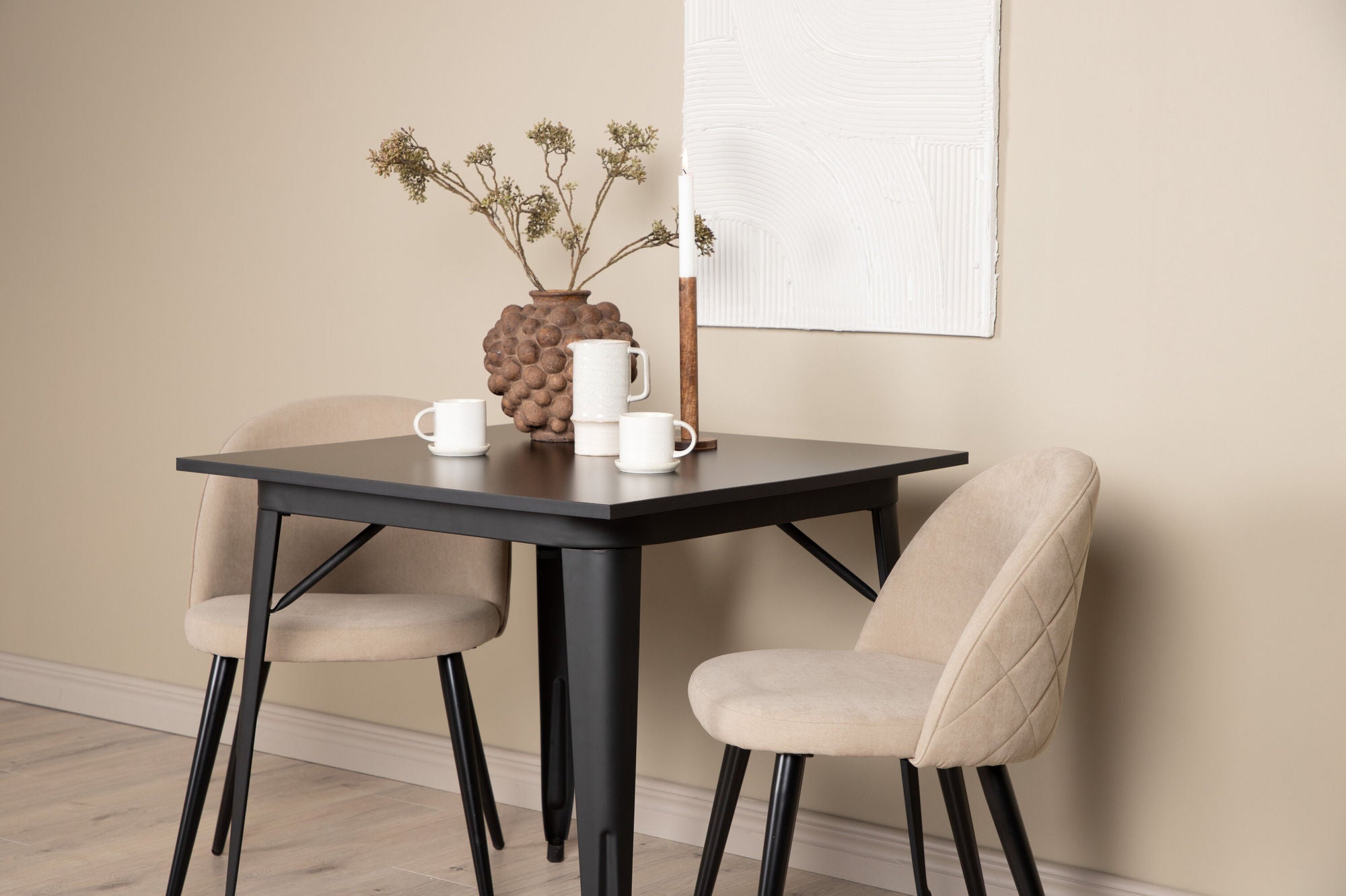 Venture Home Tempe spisebord - Black / Black MDF +Velvet Stitches stol - Black / Beige Fabric (Polyester linen ) _2