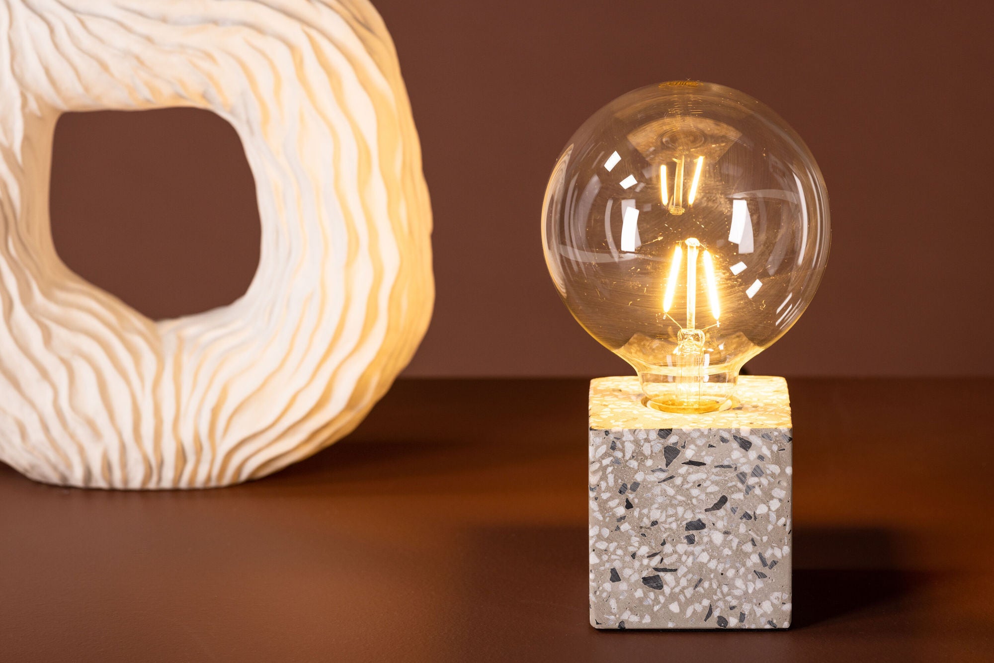 Venture Home Rilche bord lampe - White / Clear Glass