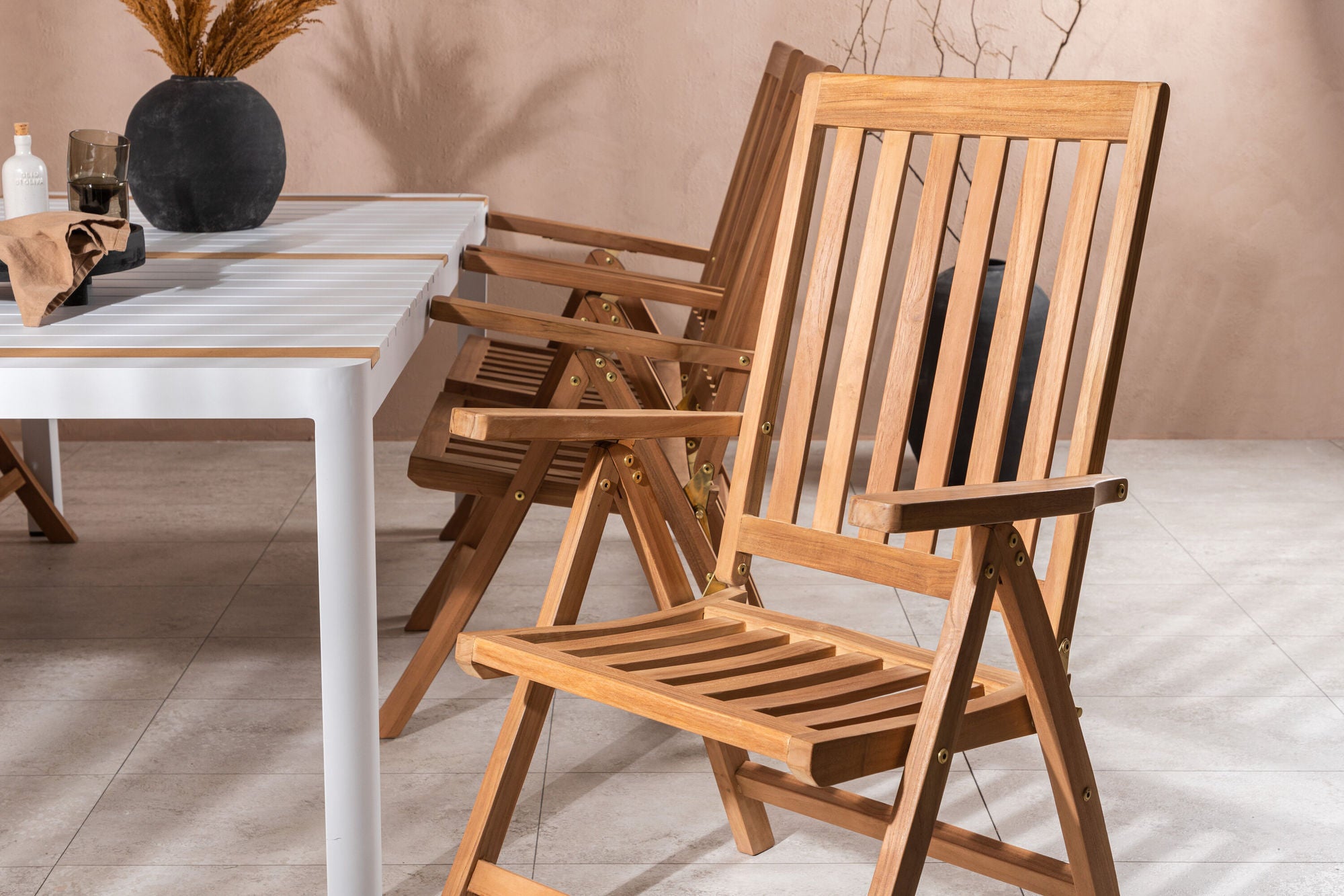 Venture Home Togo - spisebord- White / Teak - Allu / Teak - 200*100 _1+ Kenya 5-position Folding stol - Teak _6