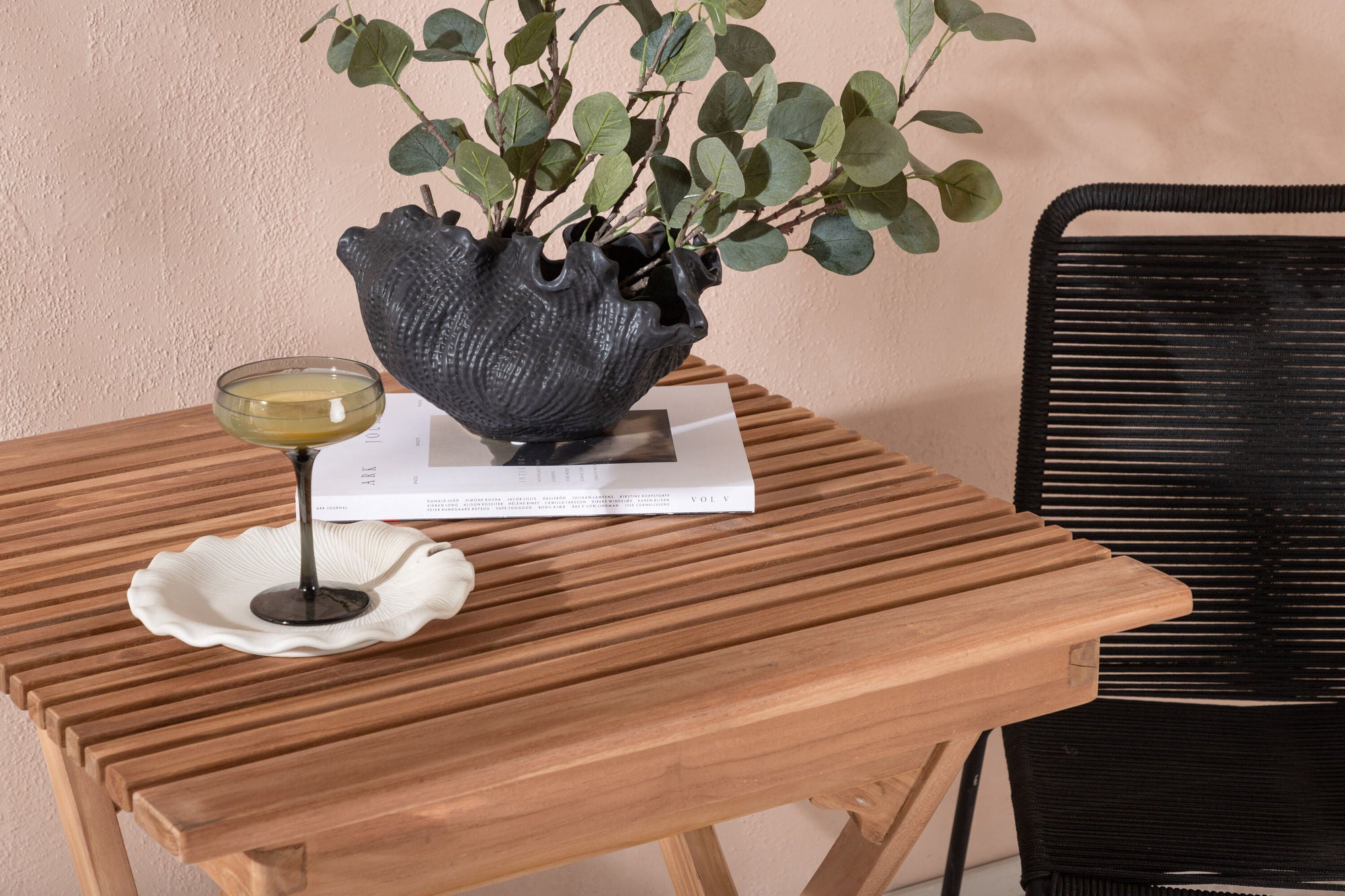 Venture Home Ghana - Folding bord- Natural - Teak - 70*70cm _1+ Lindos Stacking stol - Black Alu / Black Rope _2