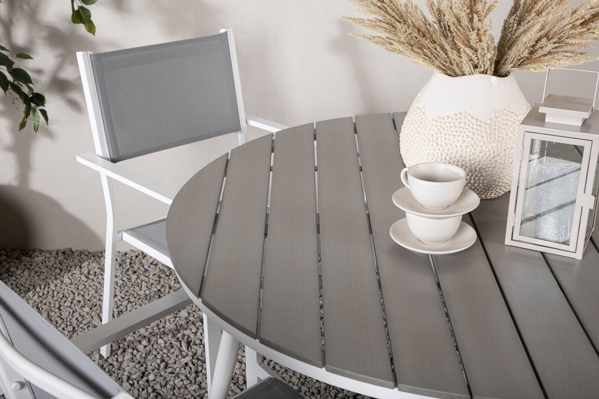 Venture Home Break - spisebord rund- White / Grey - Alu / Aintwood - 120ø _1+ Copacabana Stacking stol - White/Grey _4