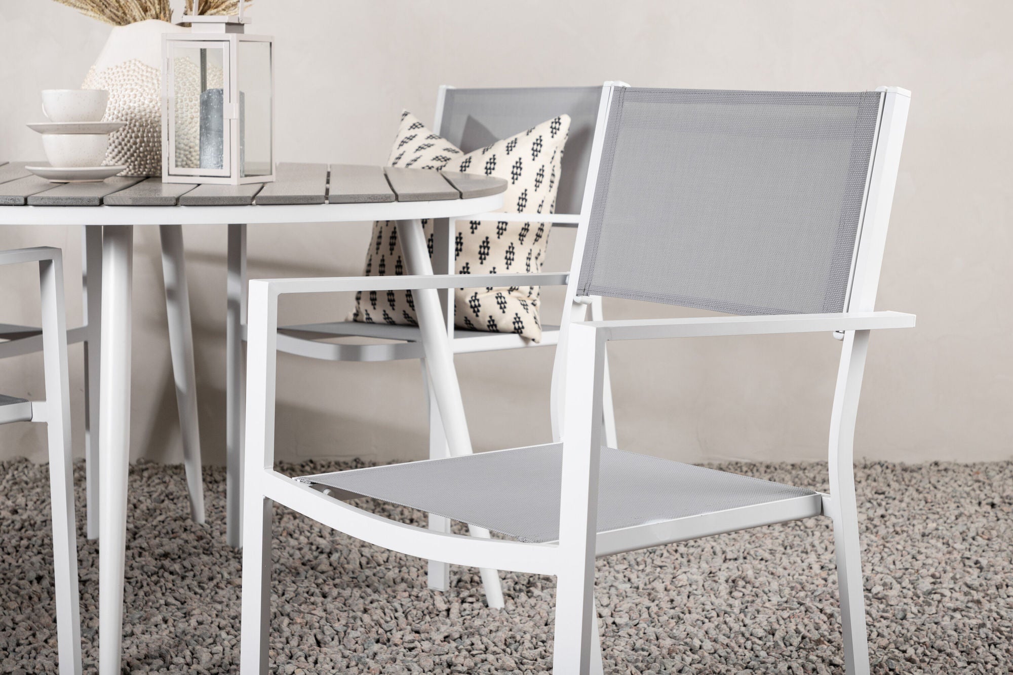 Venture Home Break - spisebord rund- White / Grey - Alu / Aintwood - 120ø _1+ Copacabana Stacking stol - White/Grey _4