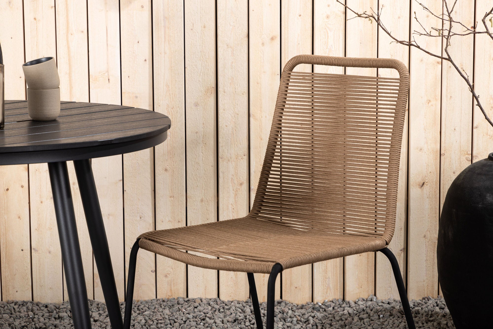 Venture Home Break - spisebord rund- Black / Black - Alu / Aintwood - 90ø _1+ Lindos Stacking stol - Black Alu / Latte Rope _2