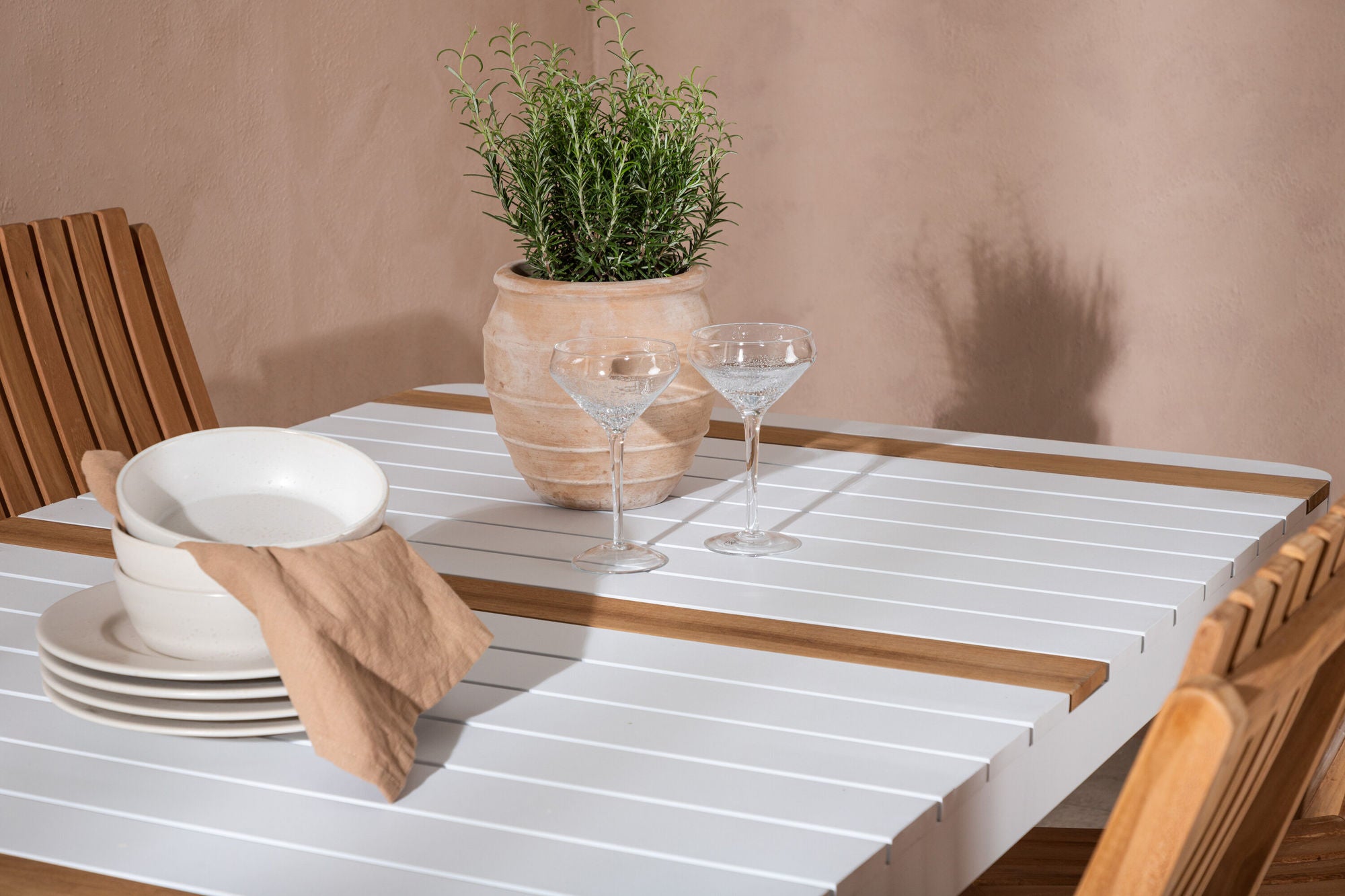 Venture Home Togo - spisebord- White / Teak - Allu / Teak - 150*100 _1+ Ghana - Folding stol- Natural - Teak - _4