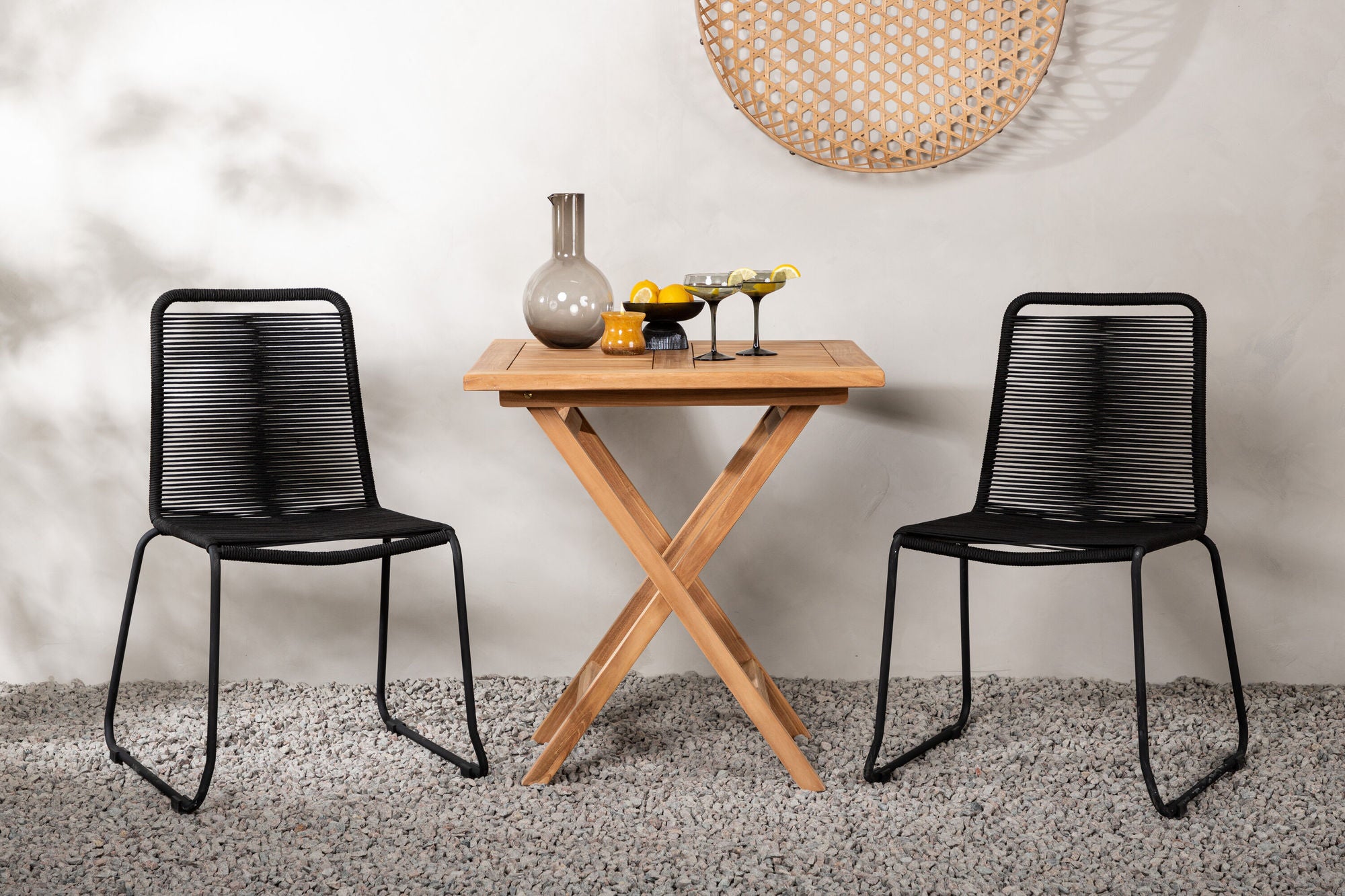 Venture Home Kenya - Folding bord- Natural - Teak - 70*70cm _1+ Lindos Stacking stol - Black Alu / Black Rope _2