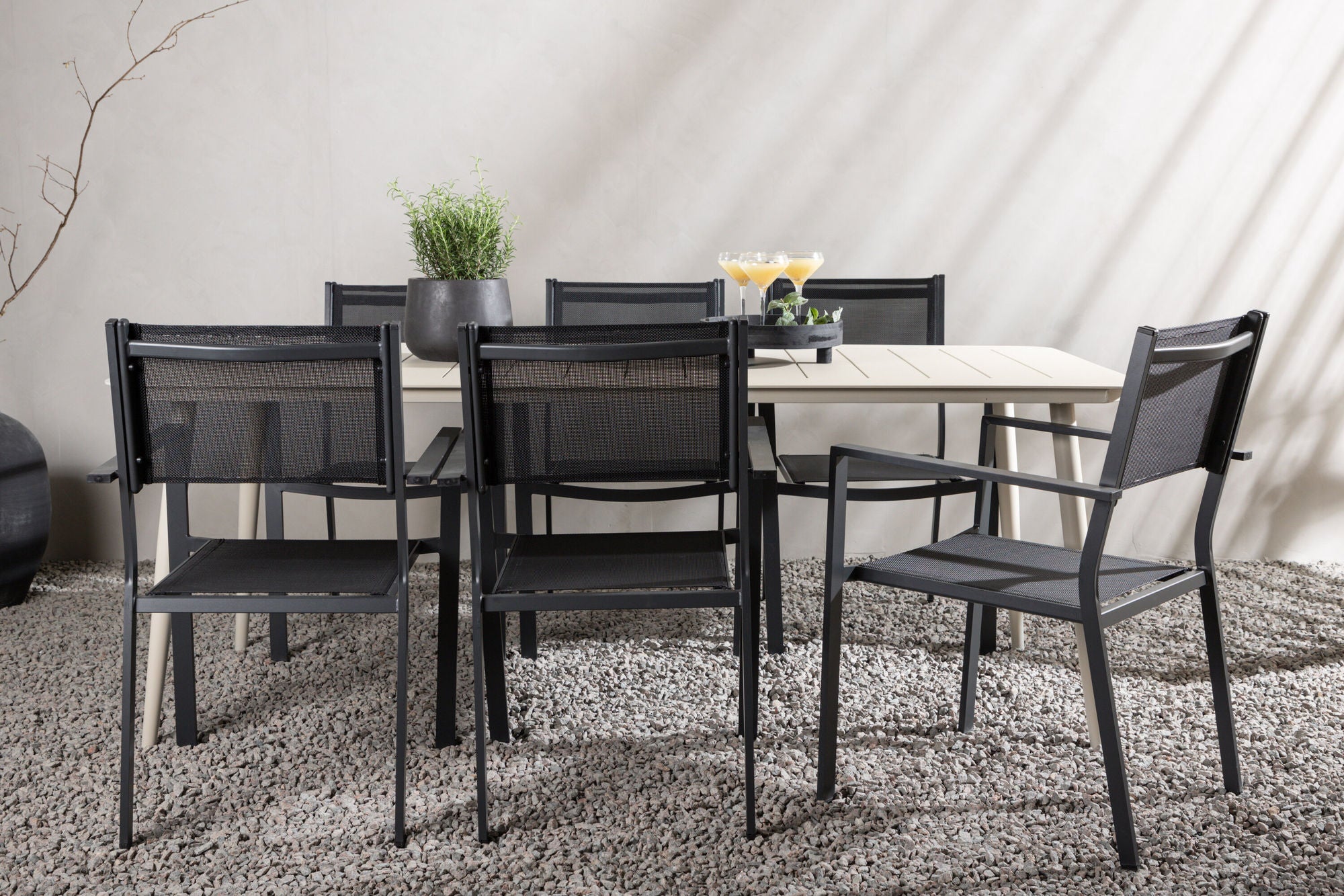 Venture Home Lina spisebord - Beige - 200*90 _1+ Copacabana Stacking stol - Black/Black _6